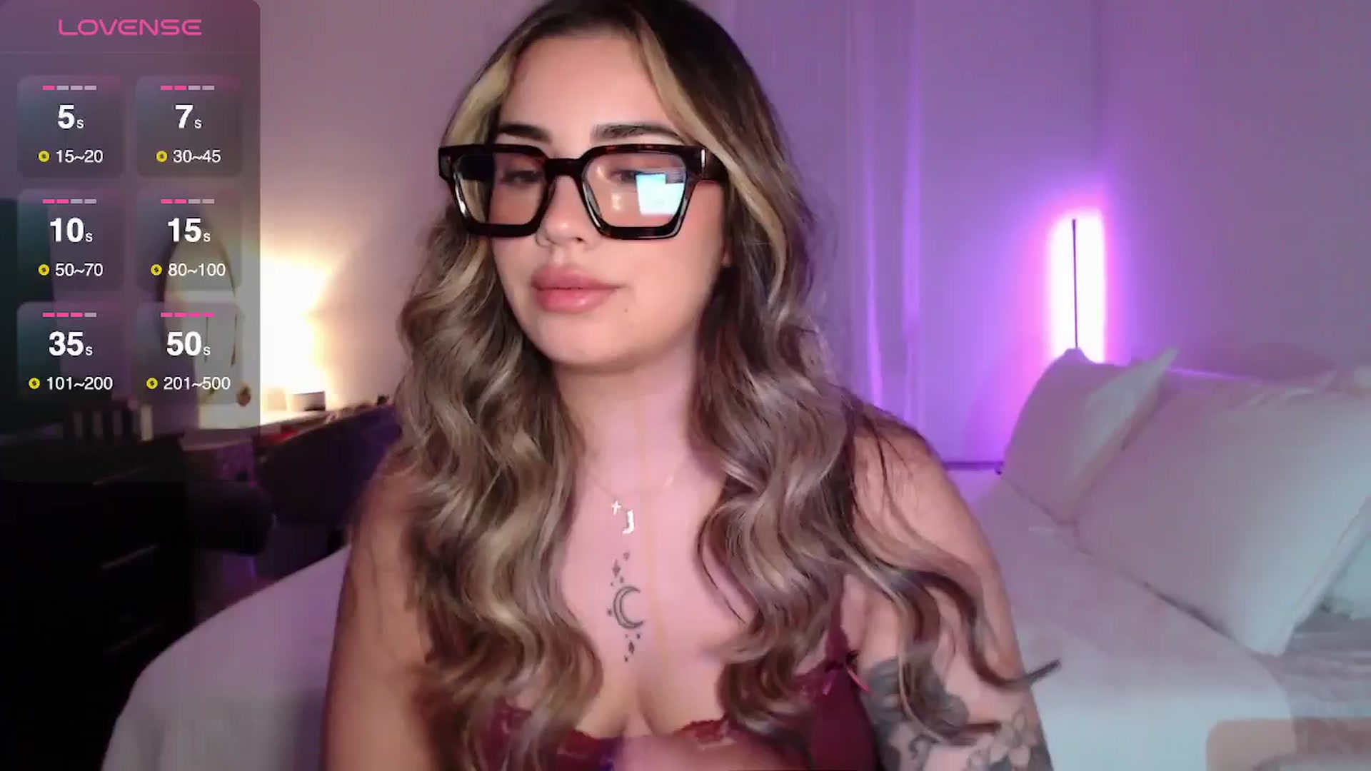 Gallery image thumbnail from babyxjulz's myfreecams stream on, 09/17/2025, 06:29 image 18 of 20