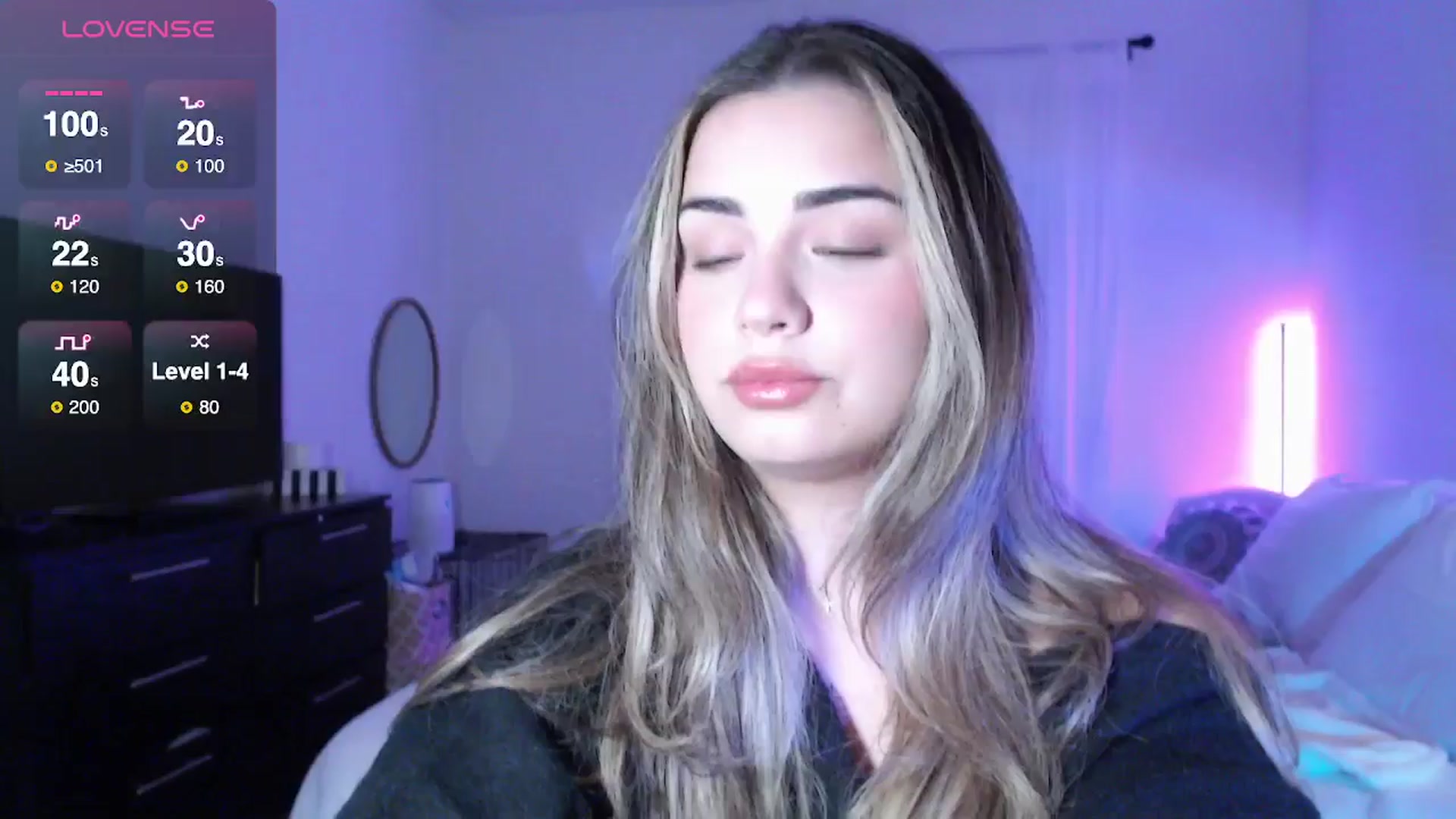 Gallery image thumbnail from babyxjulz's myfreecams stream on, 10/15/2025, 04:42 image 11 of 20