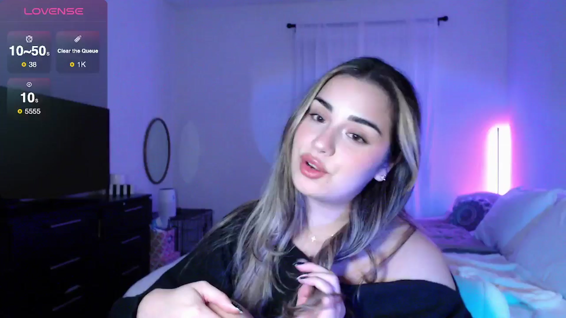 Gallery image thumbnail from babyxjulz's myfreecams stream on, 10/15/2025, 04:42 image 16 of 20