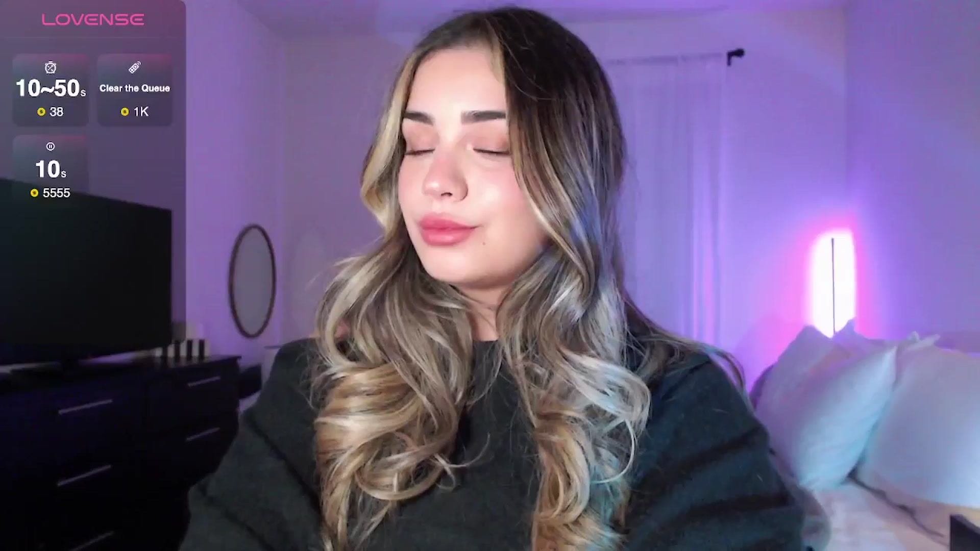 Gallery image thumbnail from babyxjulz's myfreecams stream on, 11/02/2025, 04:51 image 1 of 20