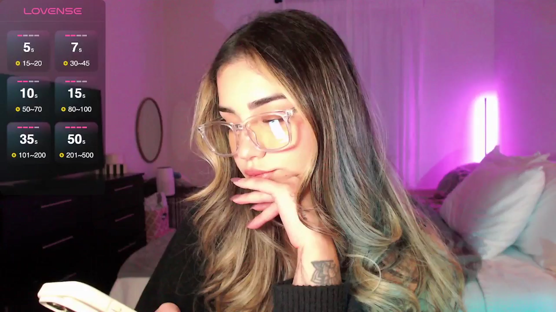 Gallery image thumbnail from babyxjulz's myfreecams stream on, 11/02/2025, 05:36 image 13 of 20