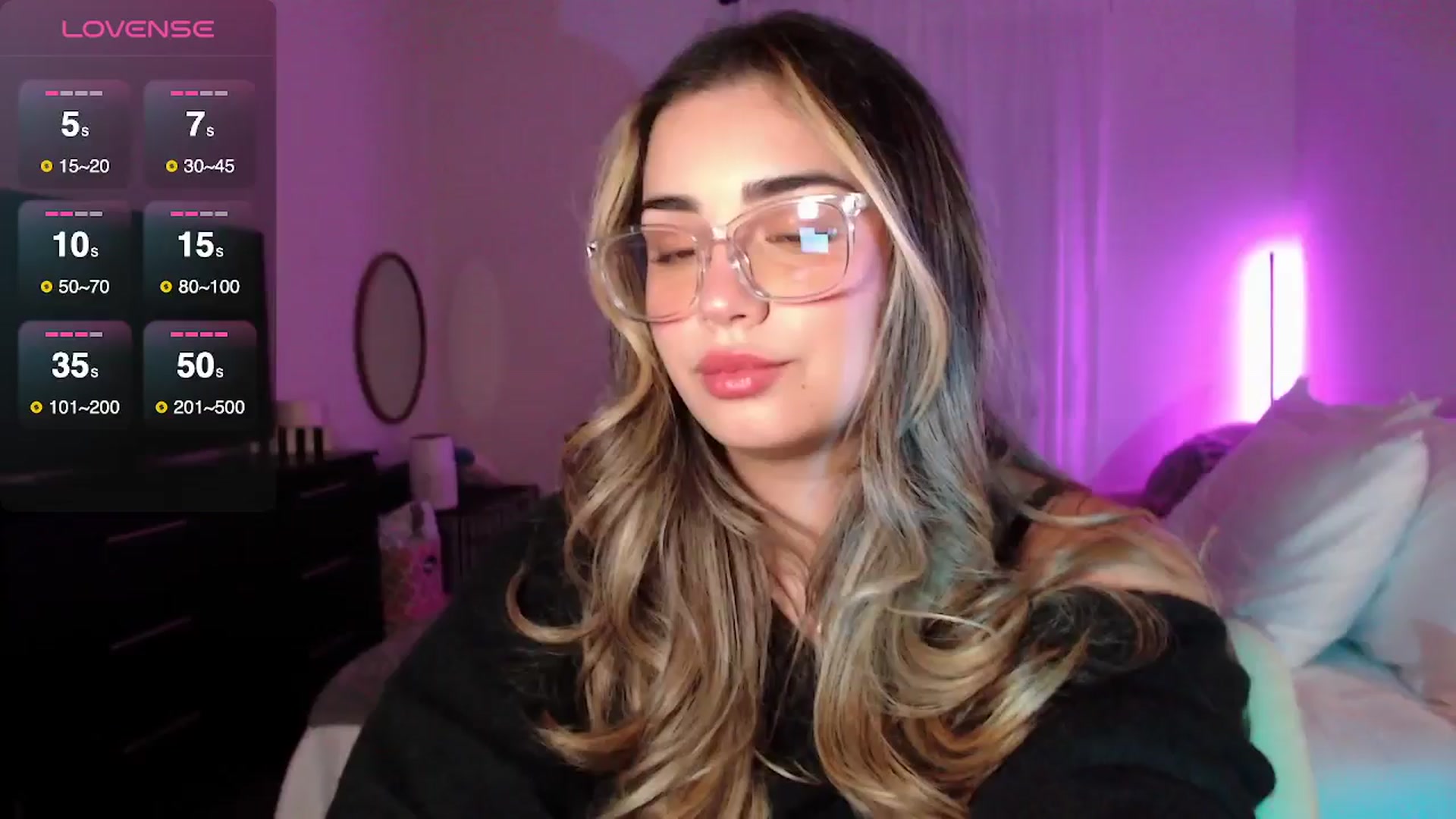 Gallery image thumbnail from babyxjulz's myfreecams stream on, 11/02/2025, 05:36 image 3 of 20