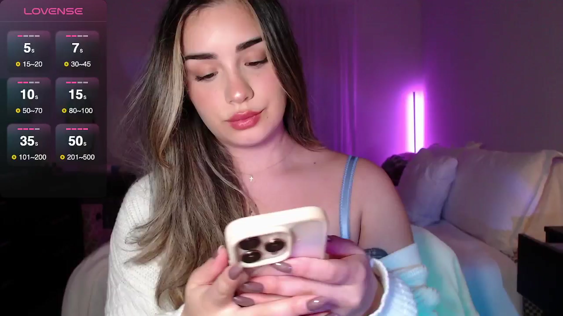 Gallery image thumbnail from babyxjulz's myfreecams stream on, 11/04/2025, 04:45 image 15 of 20