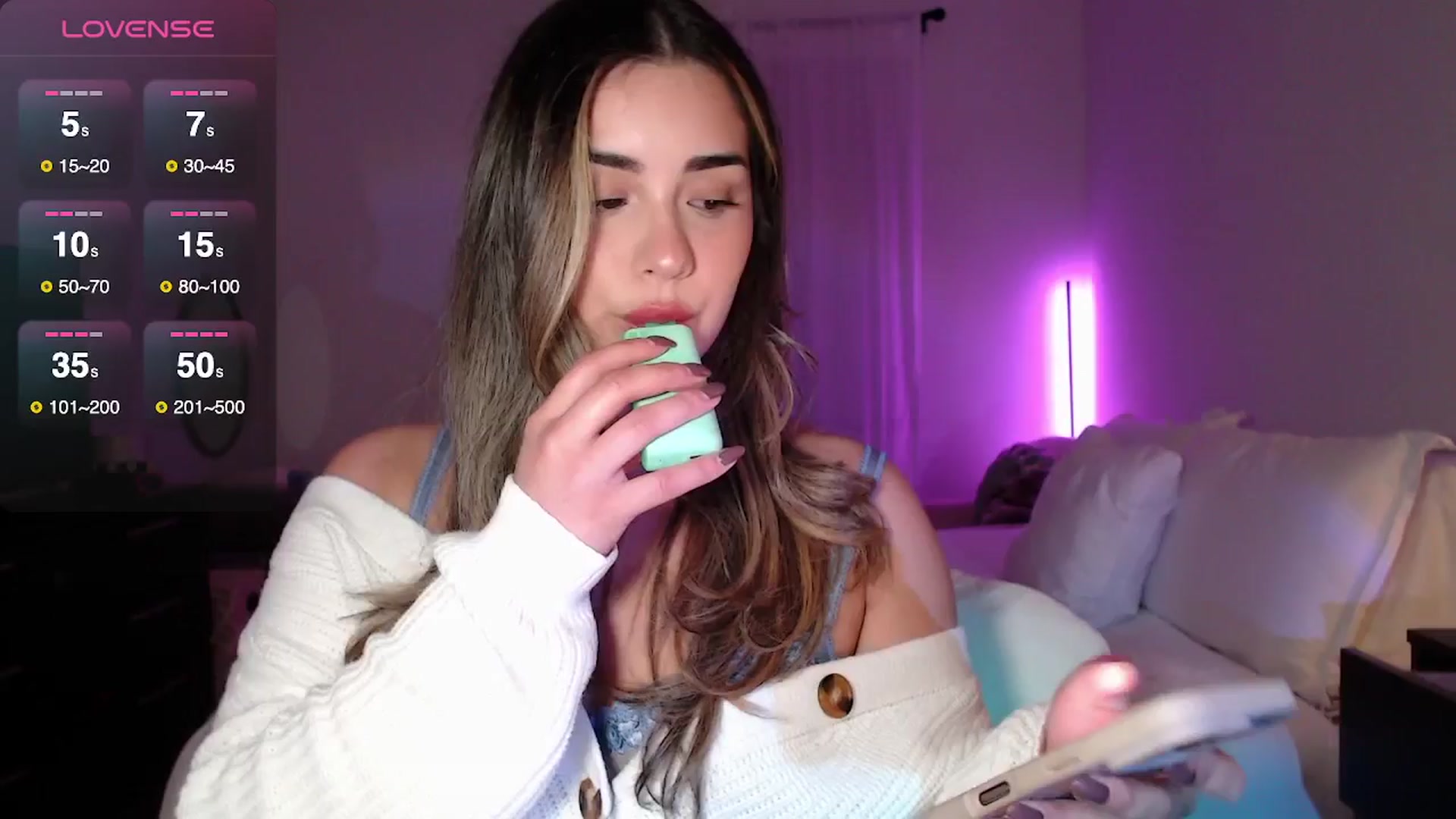 Gallery image thumbnail from babyxjulz's myfreecams stream on, 11/04/2025, 04:45 image 4 of 20