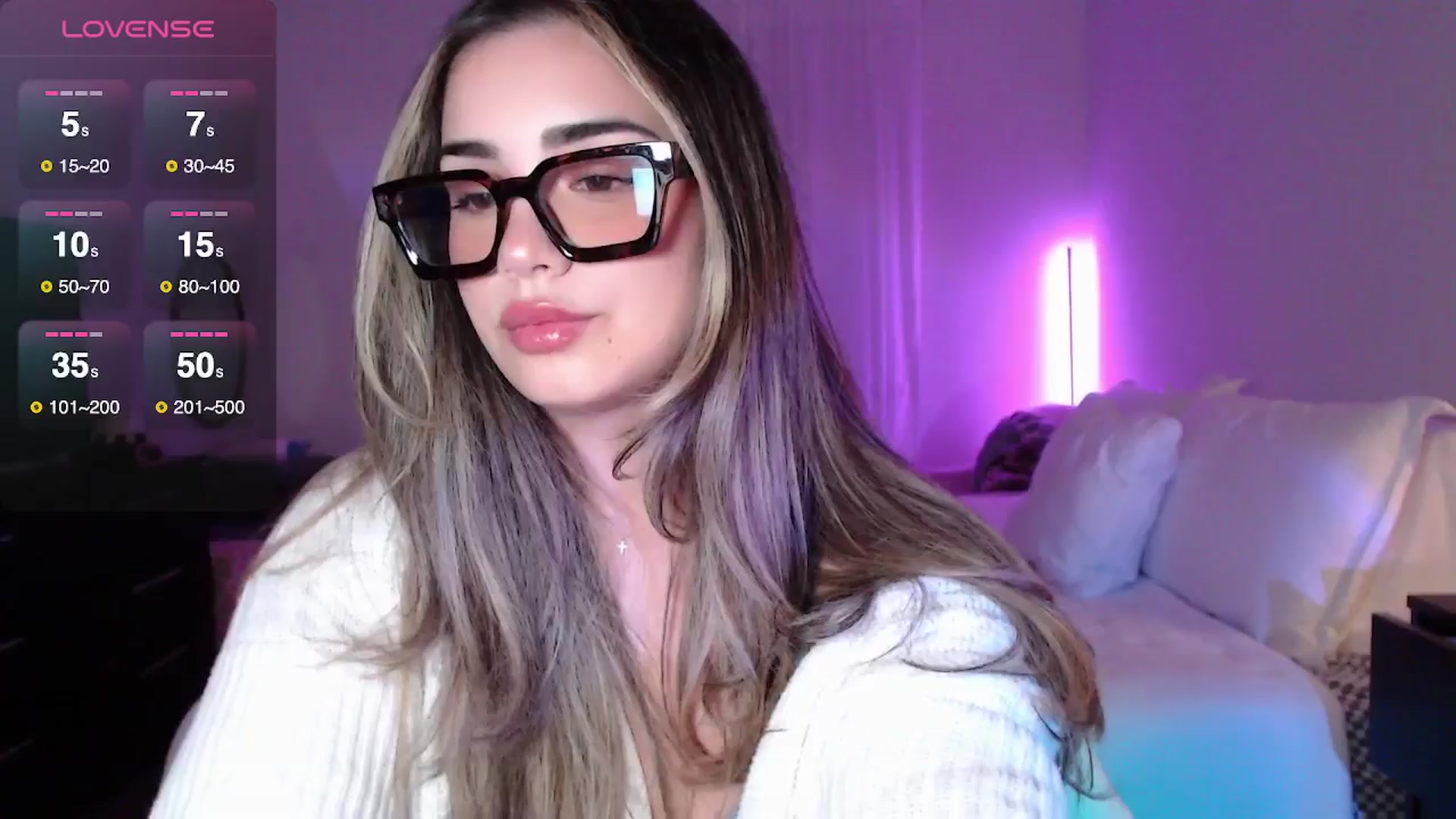 Gallery image thumbnail from babyxjulz's myfreecams stream on, 11/04/2025, 07:28 image 7 of 20