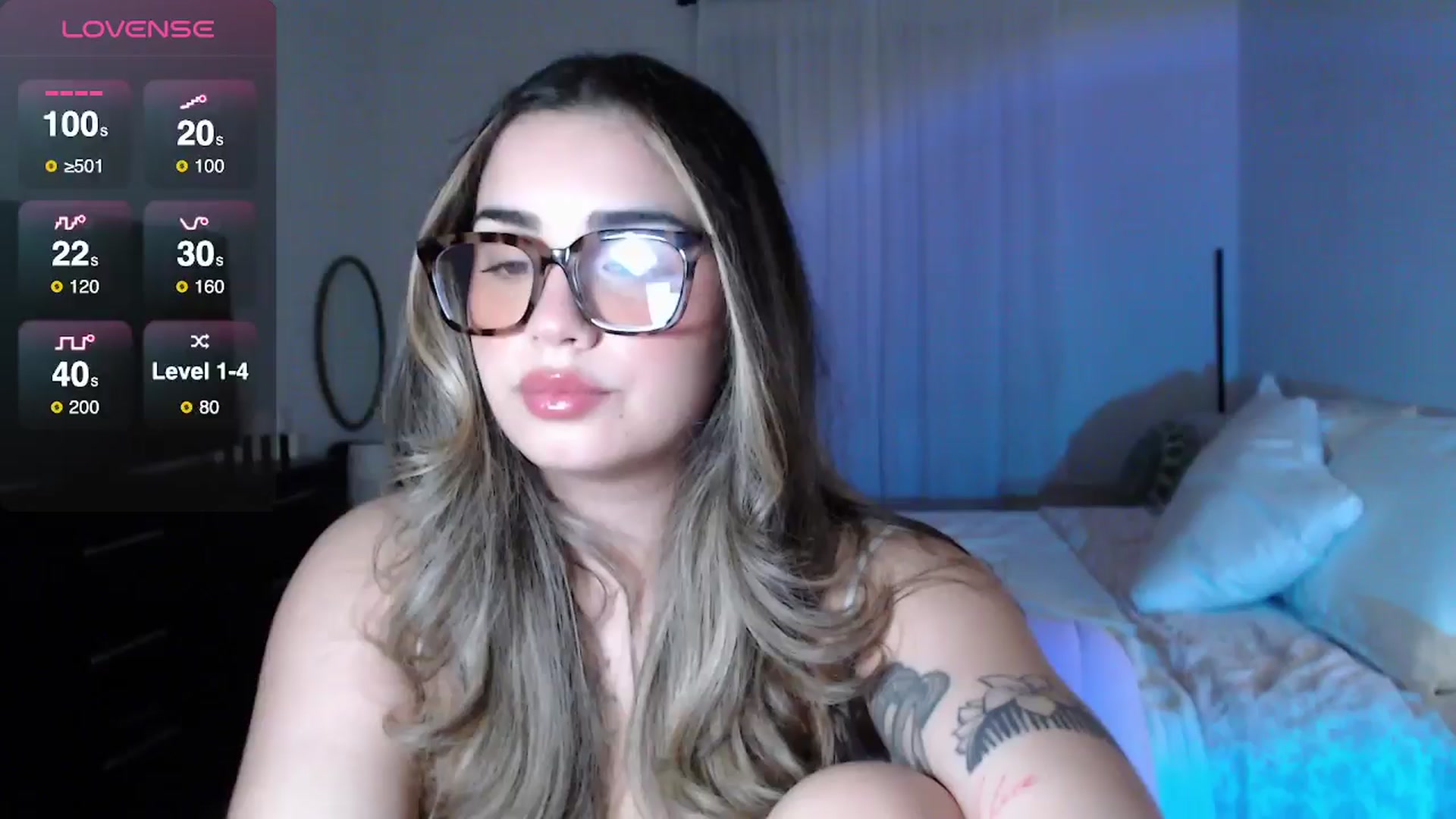 Gallery image thumbnail from babyxjulz's myfreecams stream on, 11/14/2025, 06:15 image 5 of 20