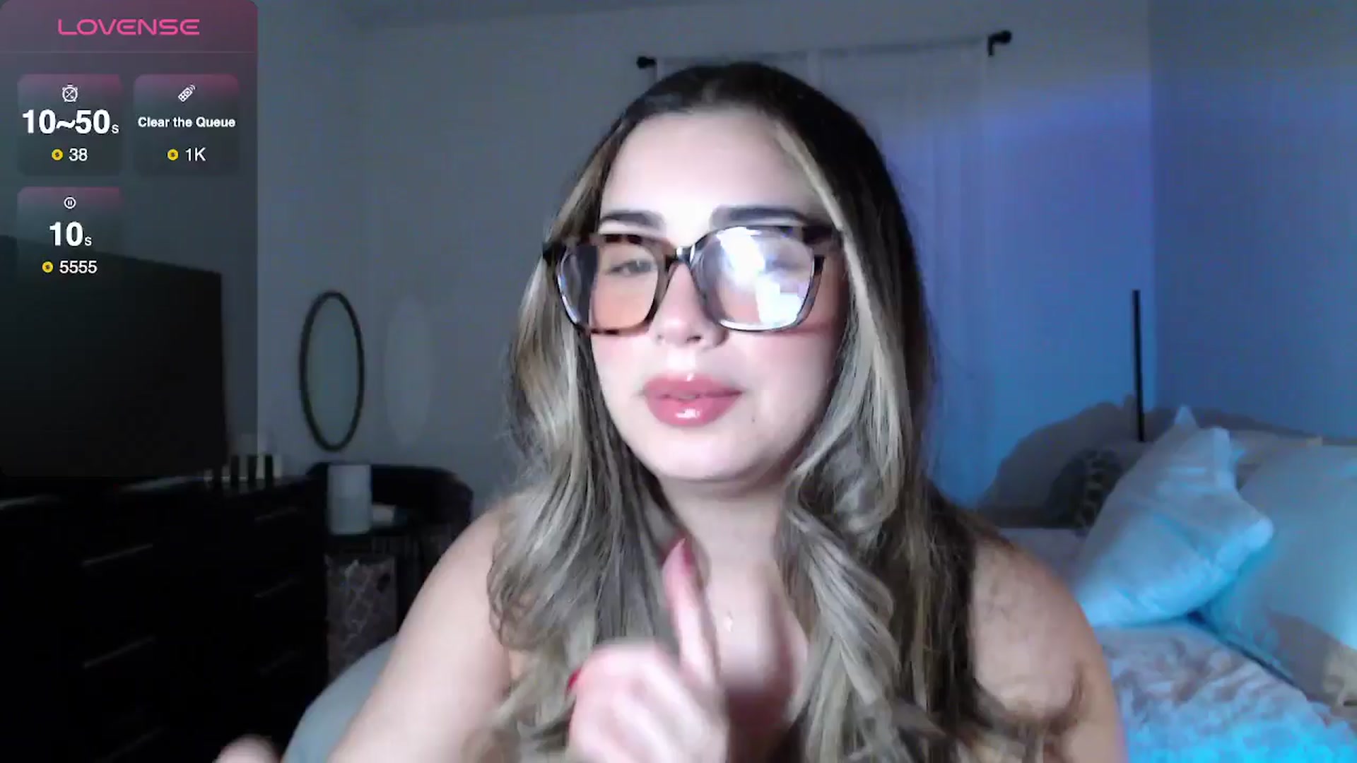 Gallery image thumbnail from babyxjulz's myfreecams stream on, 11/14/2025, 06:15 image 18 of 20