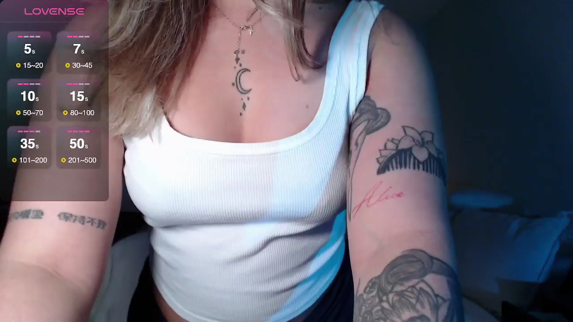 Gallery image thumbnail from babyxjulz's myfreecams stream on, 12/09/2025, 06:50 image 18 of 20