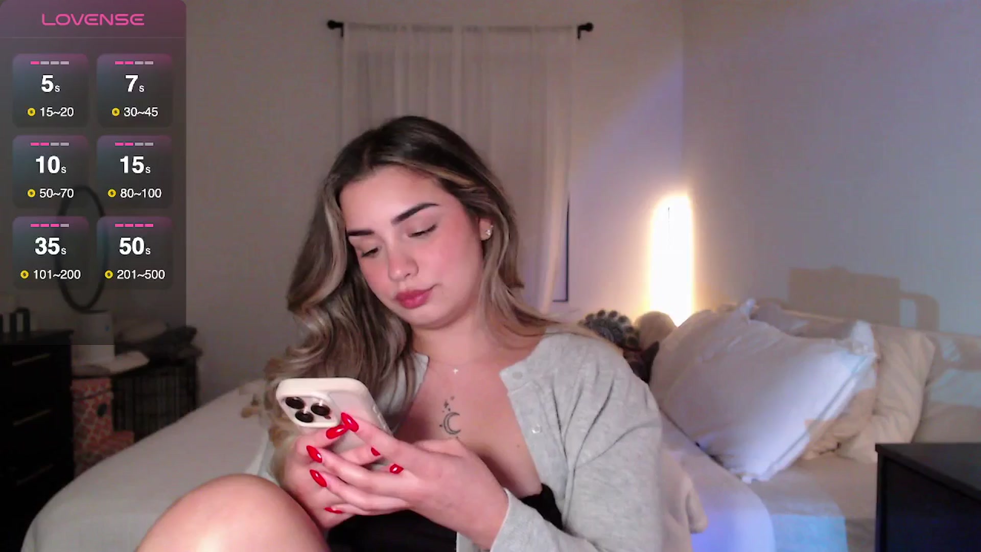 Gallery image thumbnail from babyxjulz's myfreecams stream on, 01/03/2026, 05:21 image 12 of 20