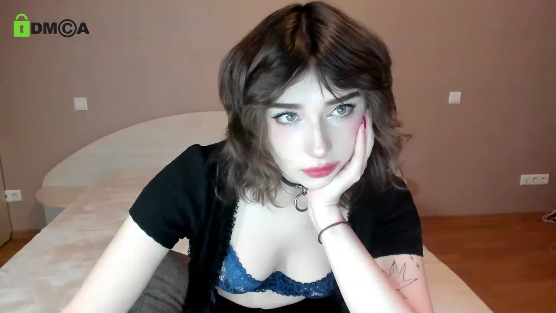 Gallery image thumbnail from bad_marg's myfreecams stream on, 03/19/2023, 23:10 image 18 of 20