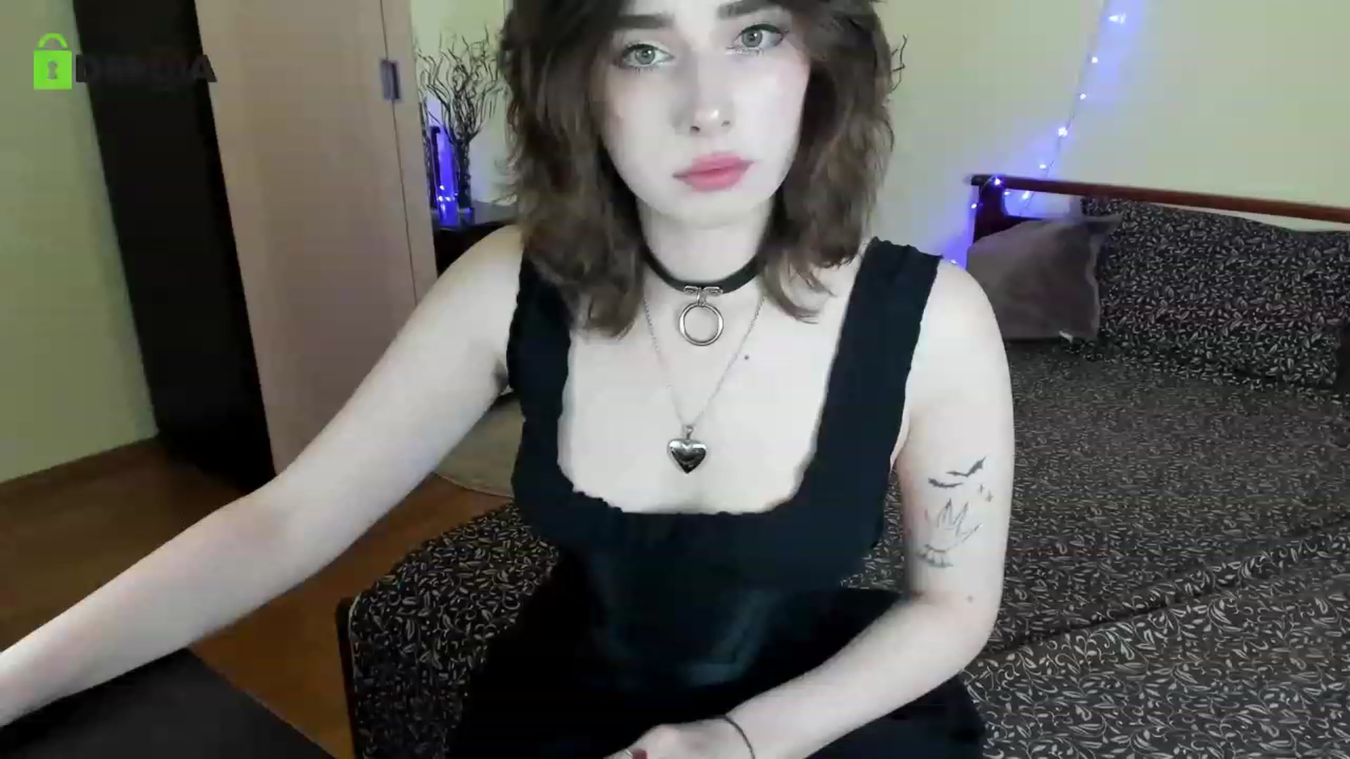 Gallery image thumbnail from bad_marg's myfreecams stream on, 05/02/2023, 16:45 image 16 of 20