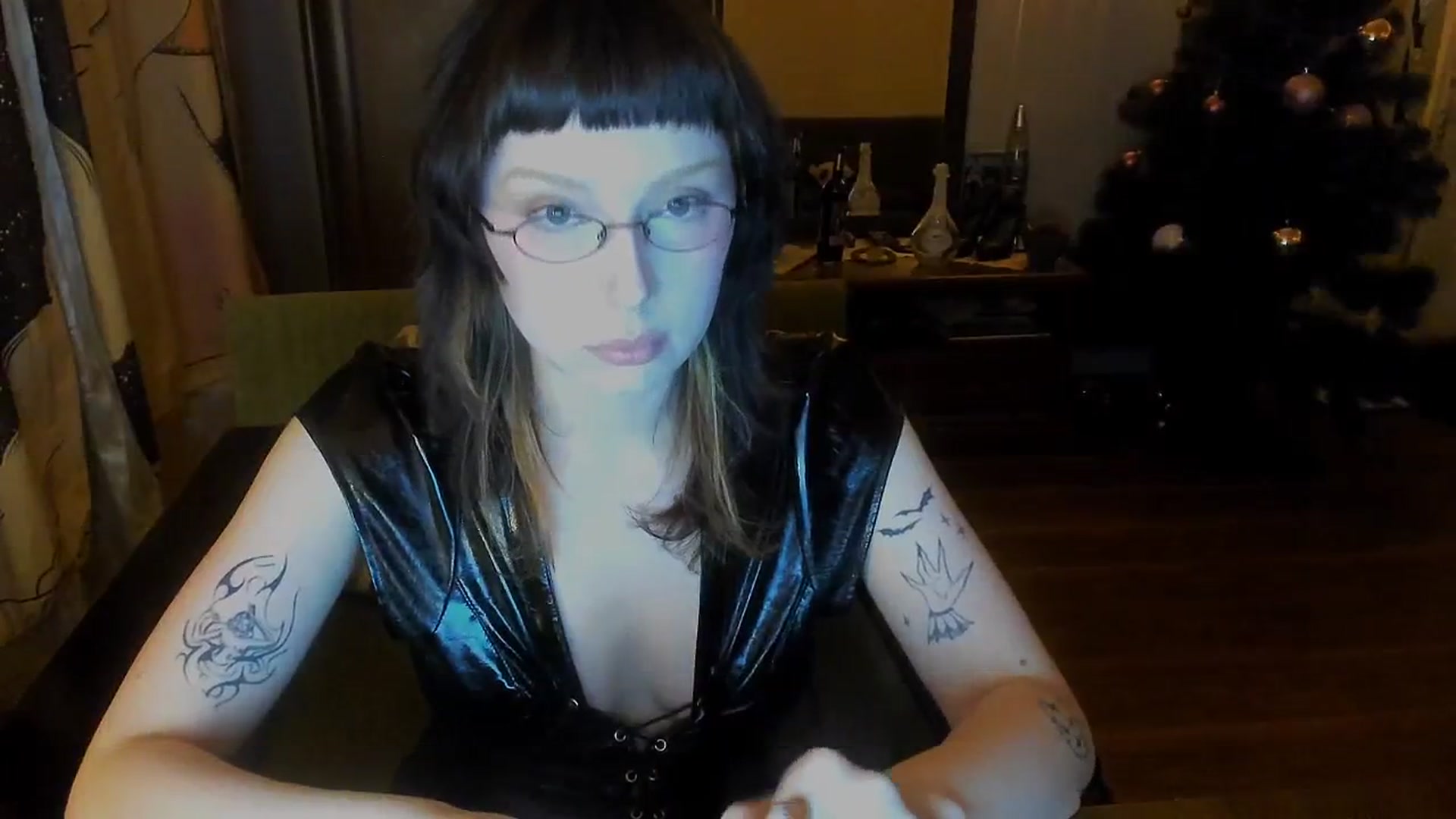 Gallery image thumbnail from bad_marg's myfreecams stream on, 12/16/2025, 17:57 image 10 of 20