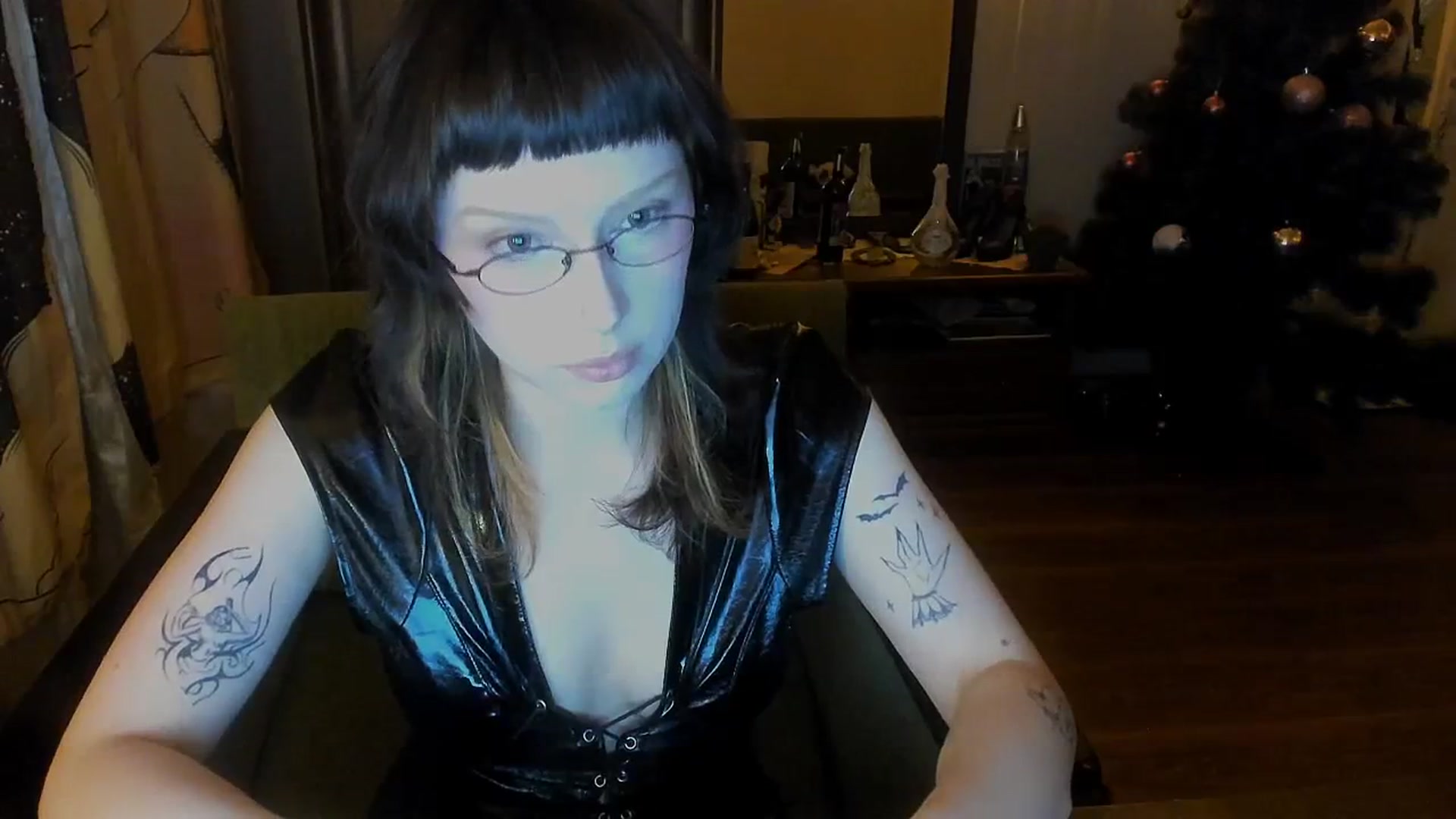 Gallery image thumbnail from bad_marg's myfreecams stream on, 12/16/2025, 17:57 image 9 of 20
