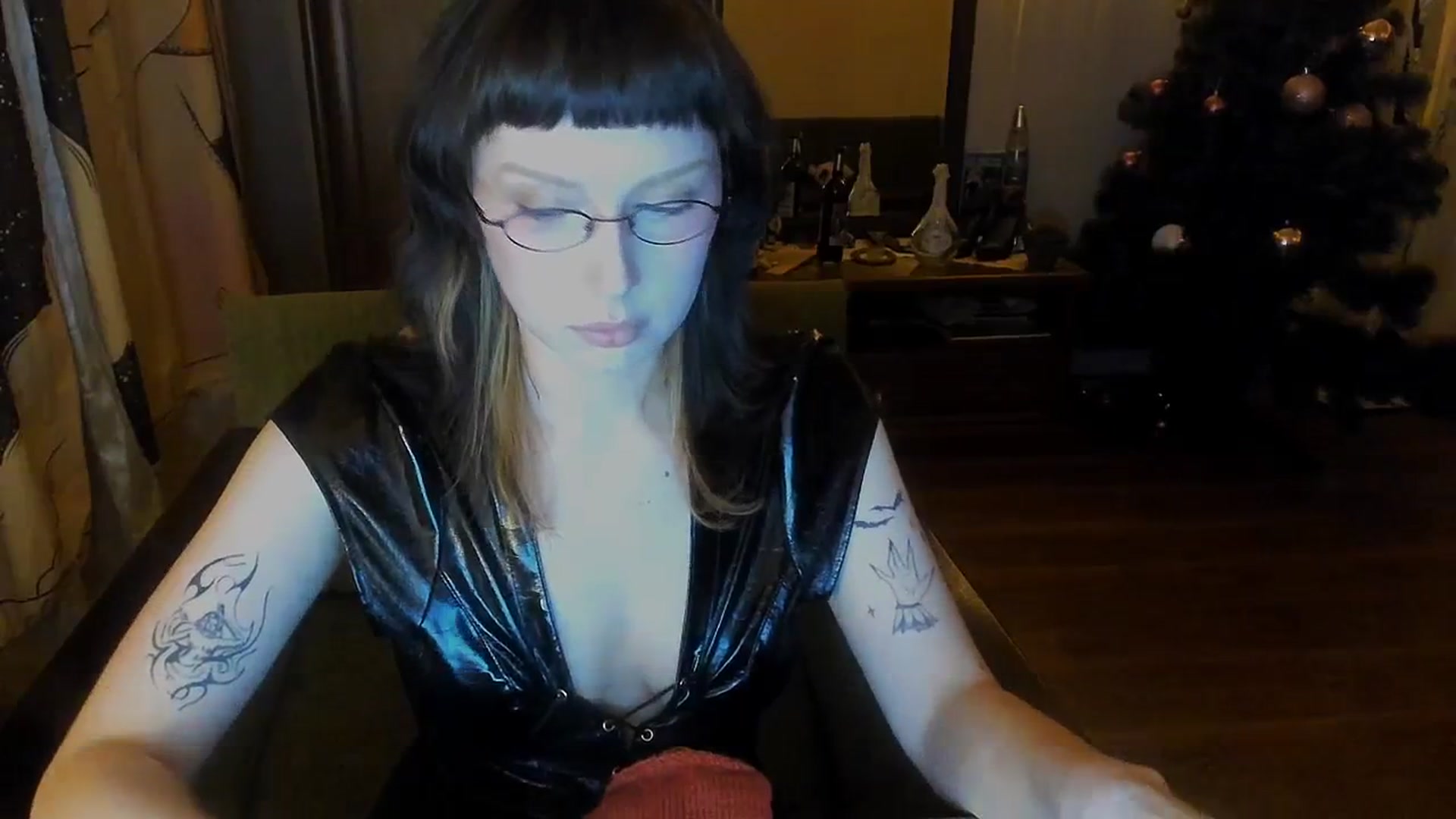 Gallery image thumbnail from bad_marg's myfreecams stream on, 12/16/2025, 17:57 image 12 of 20