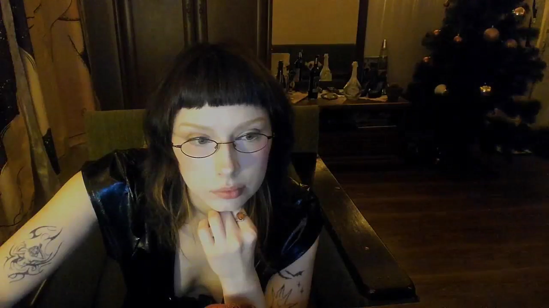 Gallery image thumbnail from bad_marg's myfreecams stream on, 12/16/2025, 17:57 image 7 of 20