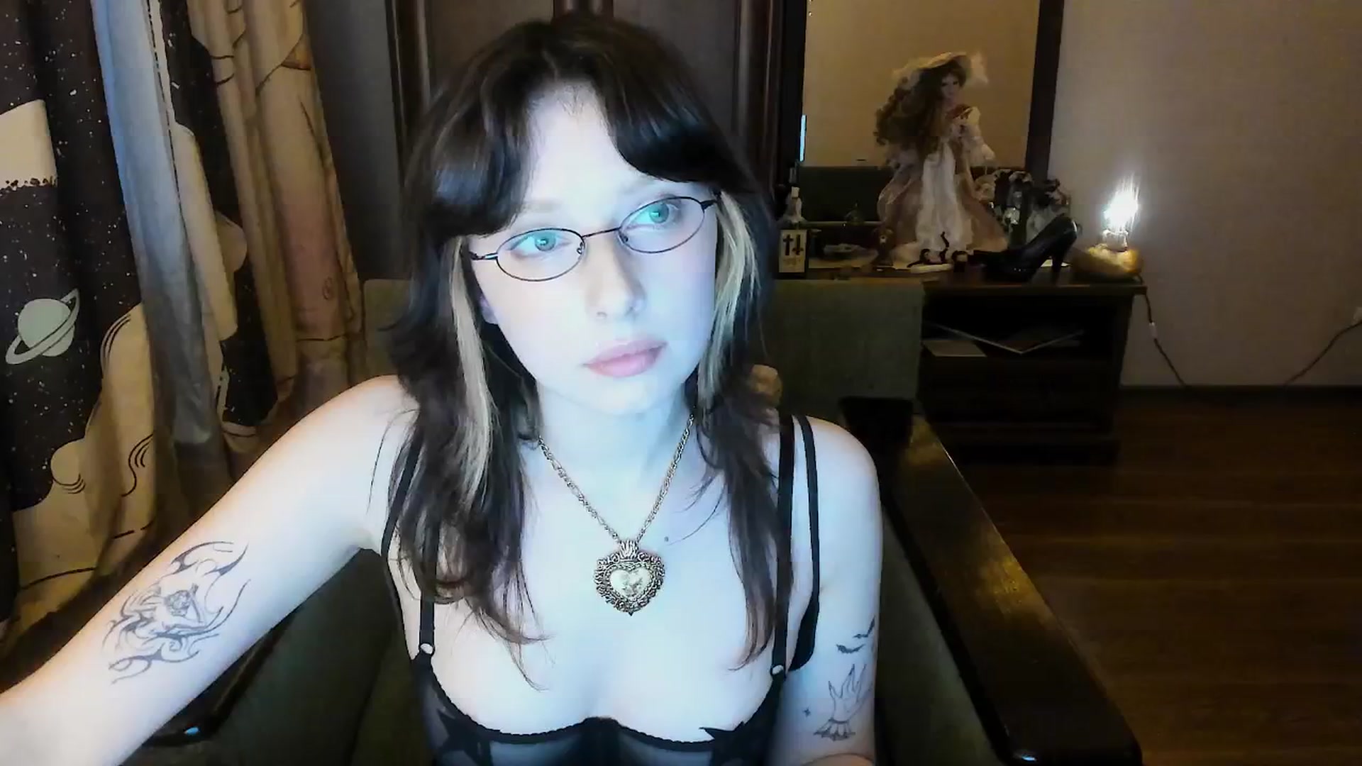 Gallery image thumbnail from bad_marg's myfreecams stream on, 05/02/2026, 18:04 image 16 of 20