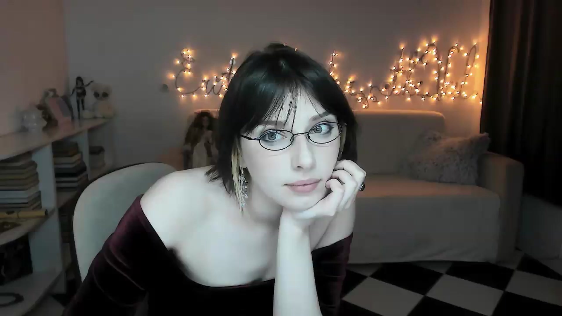 Gallery image thumbnail from bad_marg's myfreecams stream on, 05/21/2026, 16:26 image 2 of 20