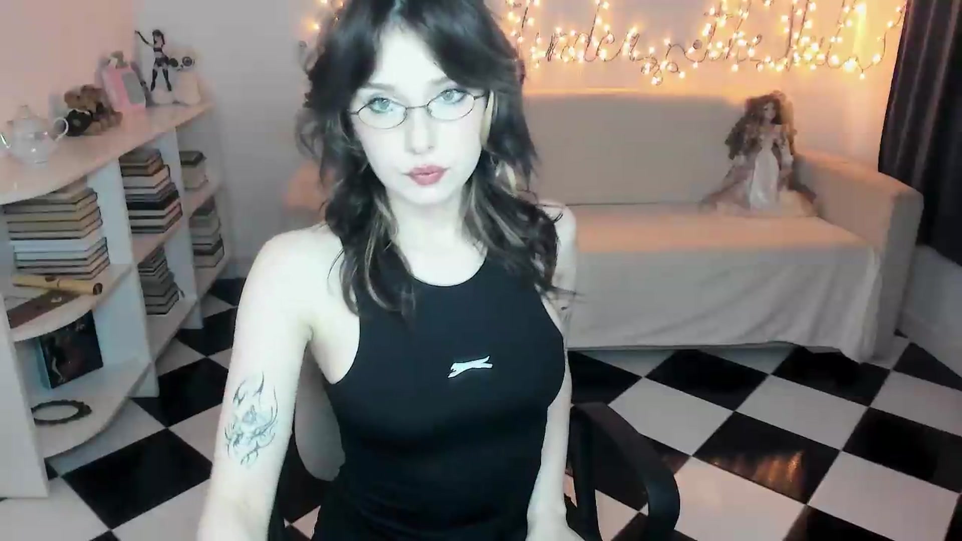 Gallery image thumbnail from bad_marg's myfreecams stream on, 05/26/2026, 13:27 image 5 of 20