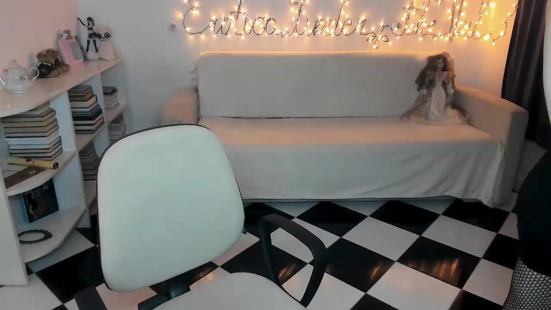 Gallery image thumbnail from bad_marg's myfreecams stream on, 05/26/2026, 13:27 image 4 of 20