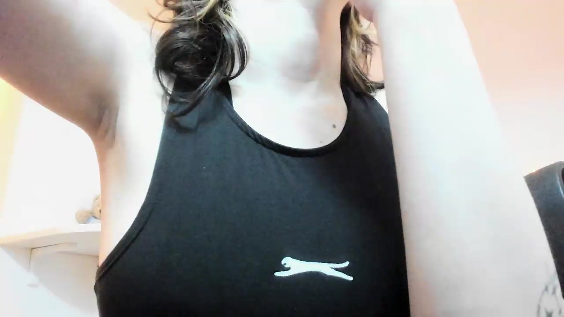 Gallery image thumbnail from bad_marg's myfreecams stream on, 05/26/2026, 13:27 image 14 of 20