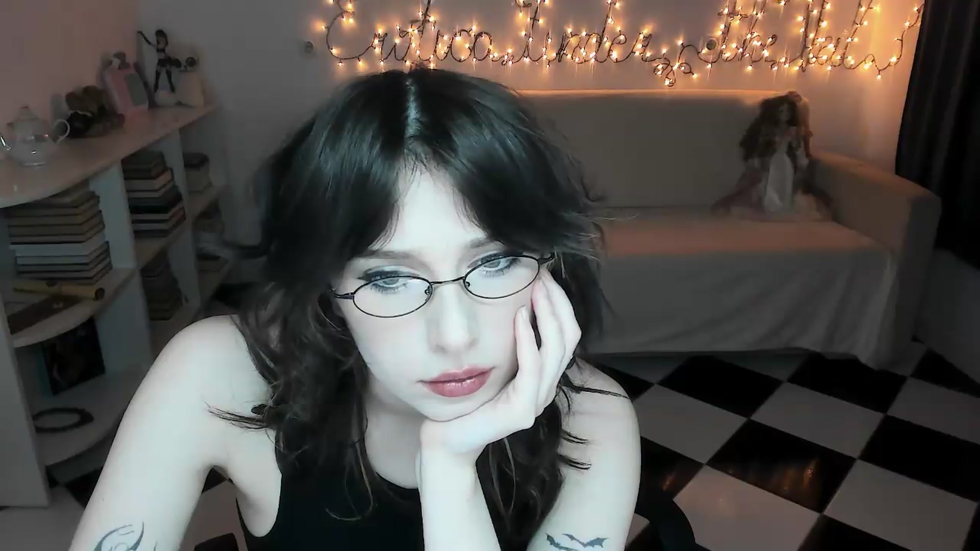 Gallery image thumbnail from bad_marg's myfreecams stream on, 05/26/2026, 13:27 image 7 of 20
