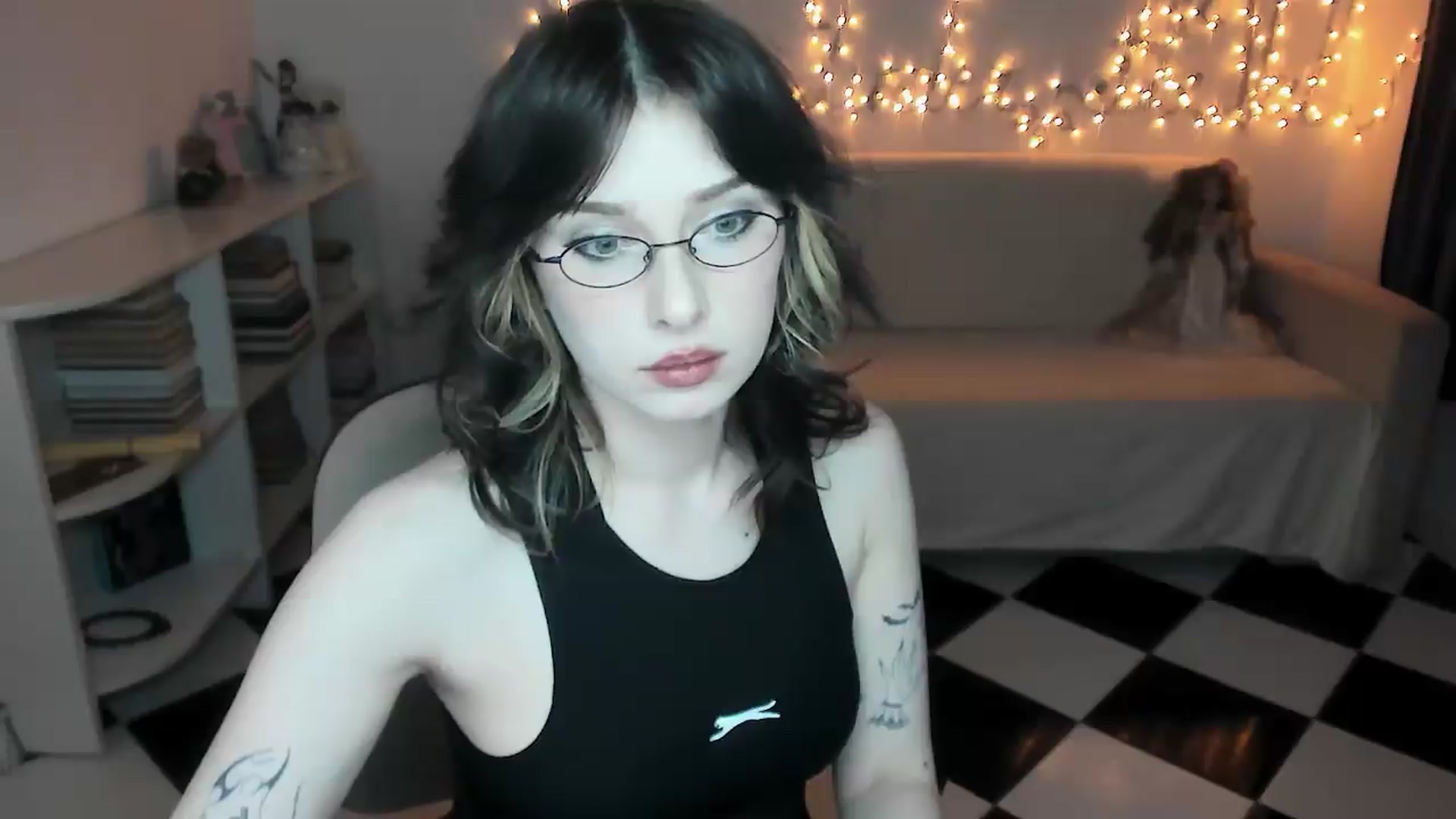 Gallery image thumbnail from bad_marg's myfreecams stream on, 05/26/2026, 15:41 image 17 of 20
