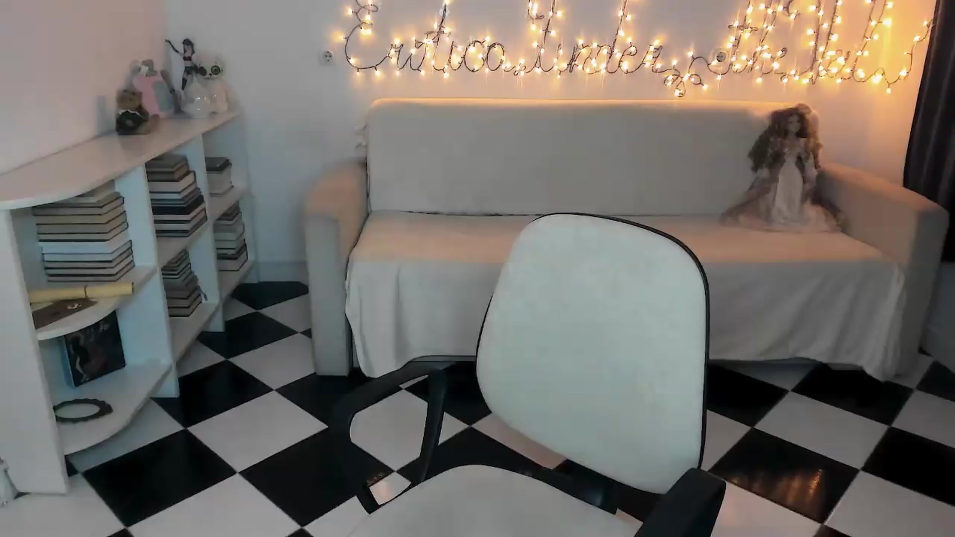 Gallery image thumbnail from bad_marg's myfreecams stream on, 05/26/2026, 15:41 image 18 of 20