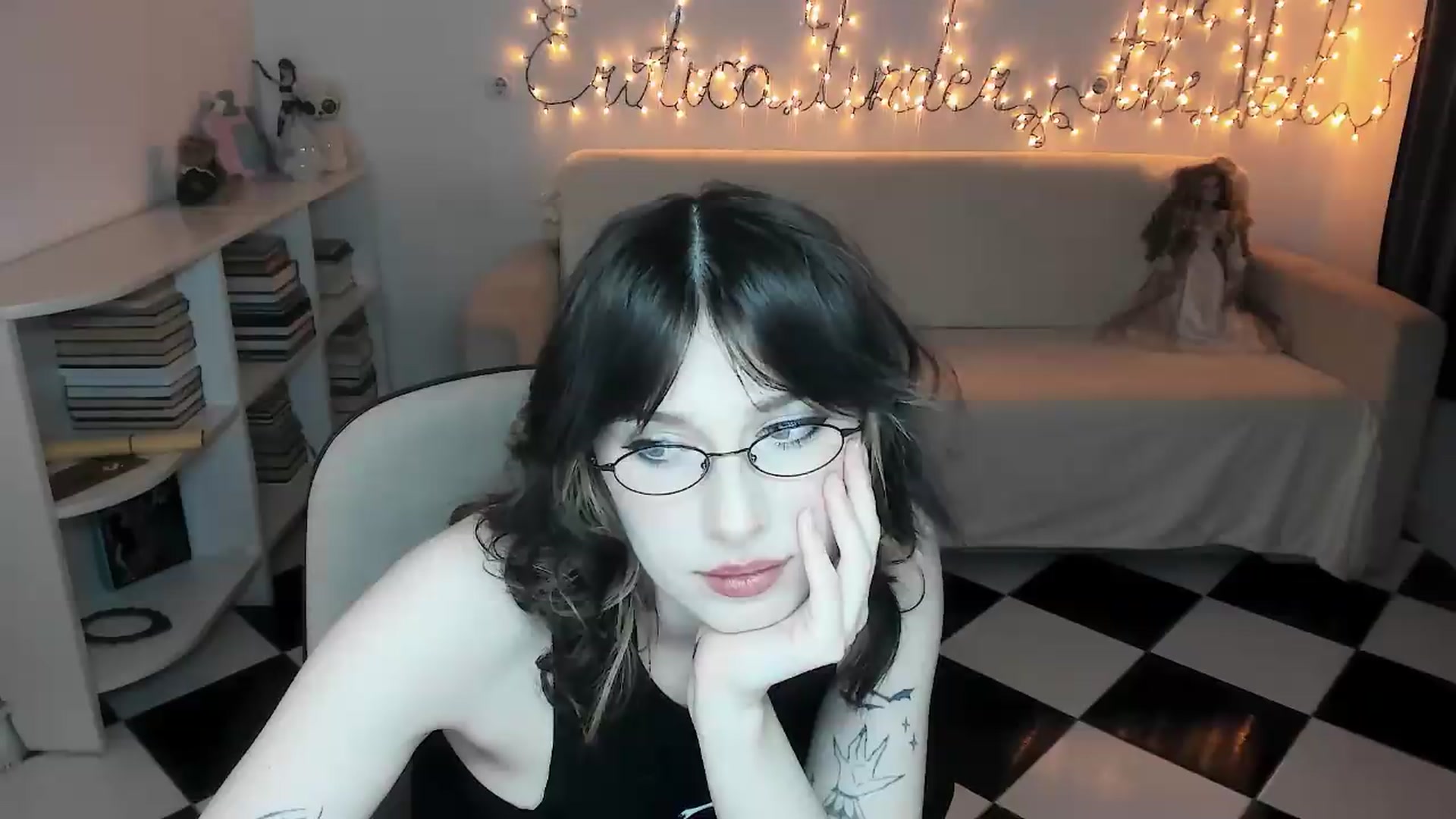 Gallery image thumbnail from bad_marg's myfreecams stream on, 05/26/2026, 15:41 image 16 of 20