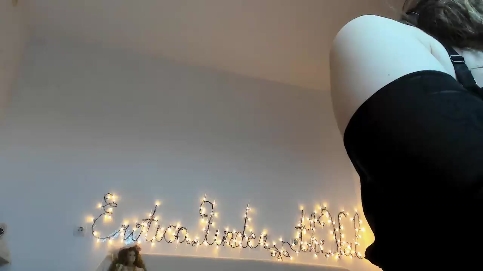 Gallery image thumbnail from bad_marg's myfreecams stream on, 05/30/2026, 15:38 image 17 of 20