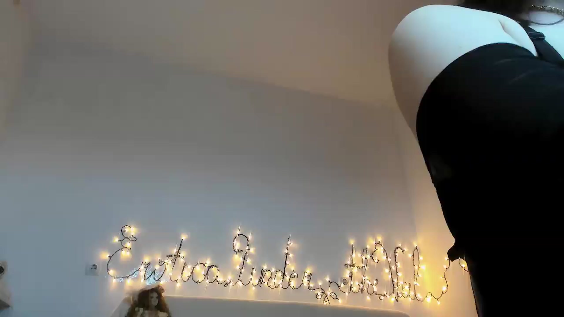 Gallery image thumbnail from bad_marg's myfreecams stream on, 05/30/2026, 15:38 image 13 of 20