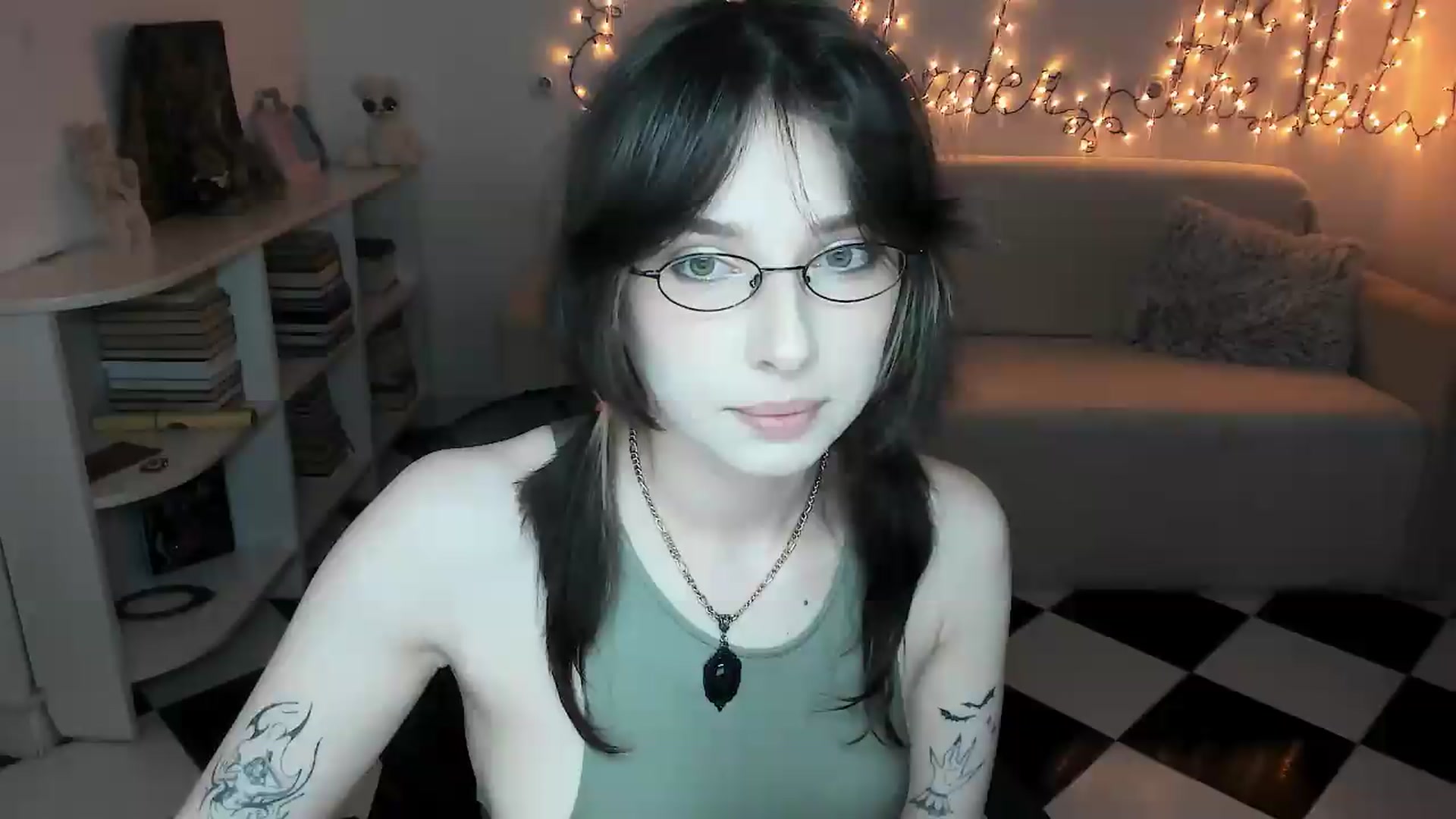 Gallery image thumbnail from bad_marg's myfreecams stream on, 06/19/2026, 18:06 image 4 of 20