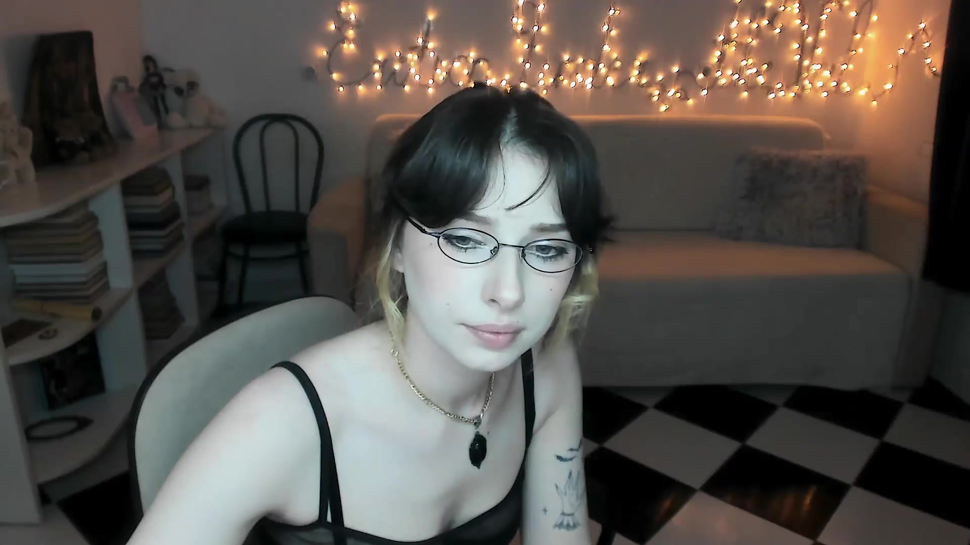 Gallery image thumbnail from bad_marg's myfreecams stream on, 06/26/2026, 16:28 image 11 of 20