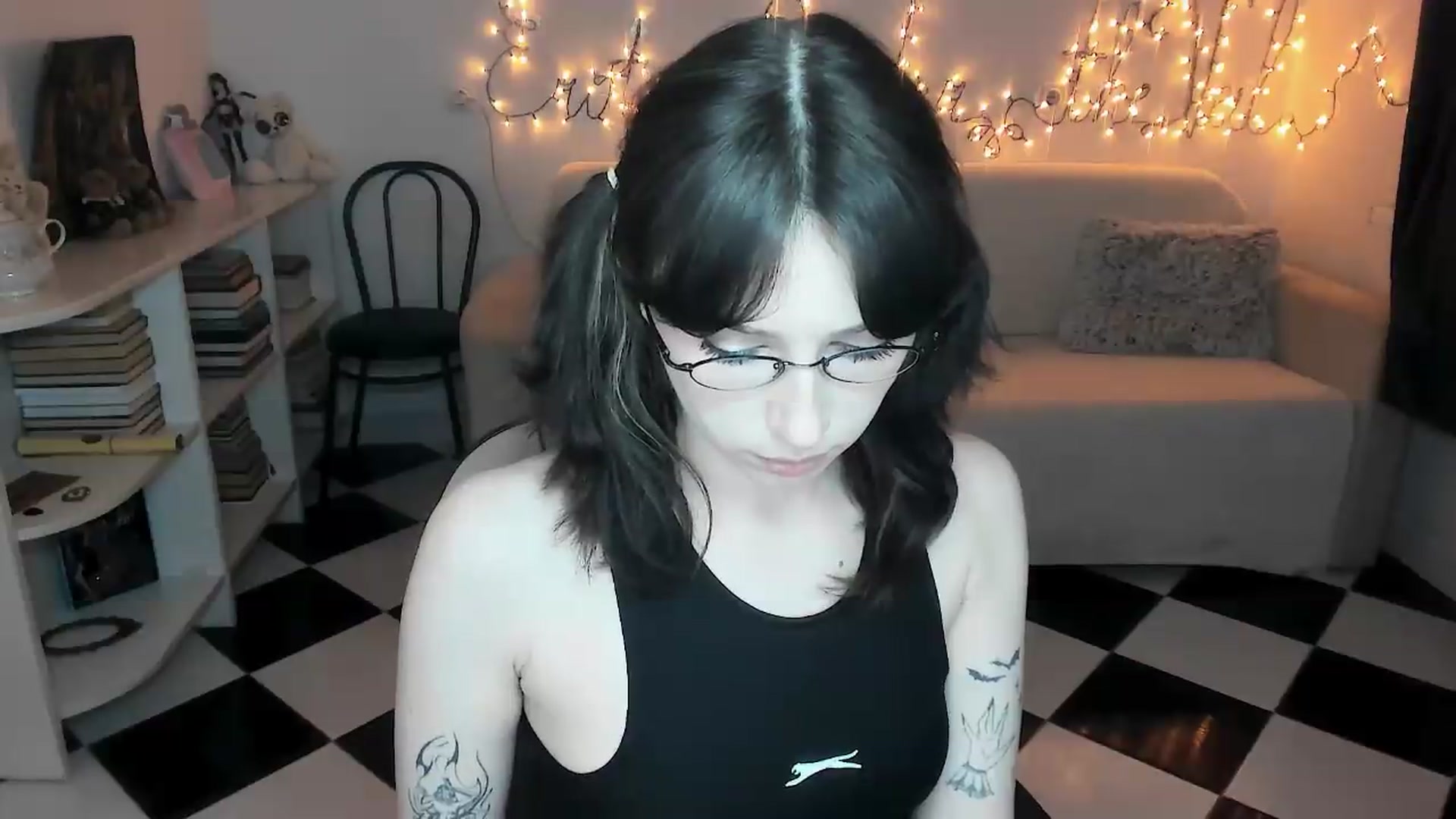 Gallery image thumbnail from bad_marg's myfreecams stream on, 06/27/2026, 19:49 image 19 of 20