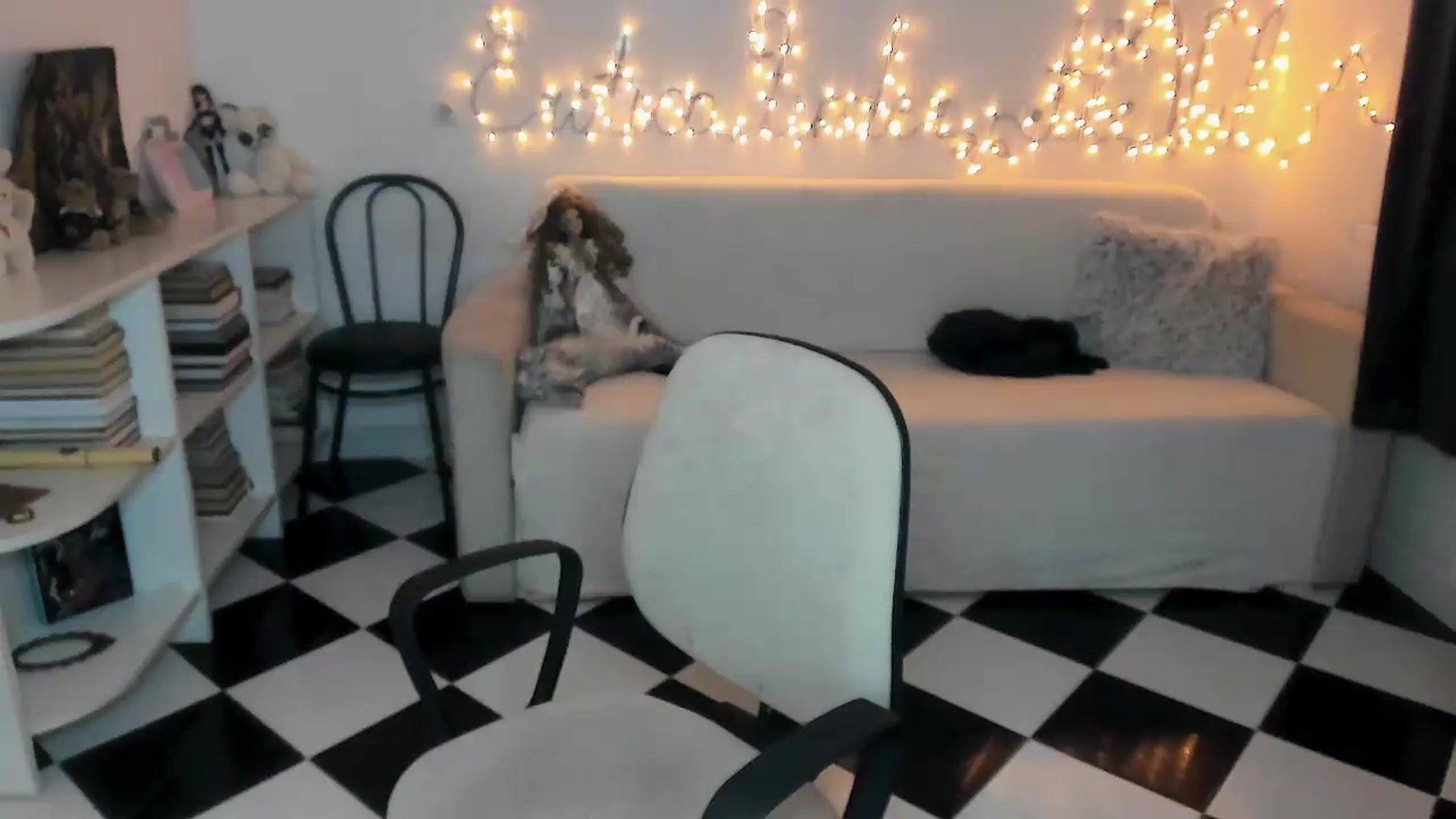 Gallery image thumbnail from bad_marg's myfreecams stream on, 06/29/2026, 16:09 image 19 of 20