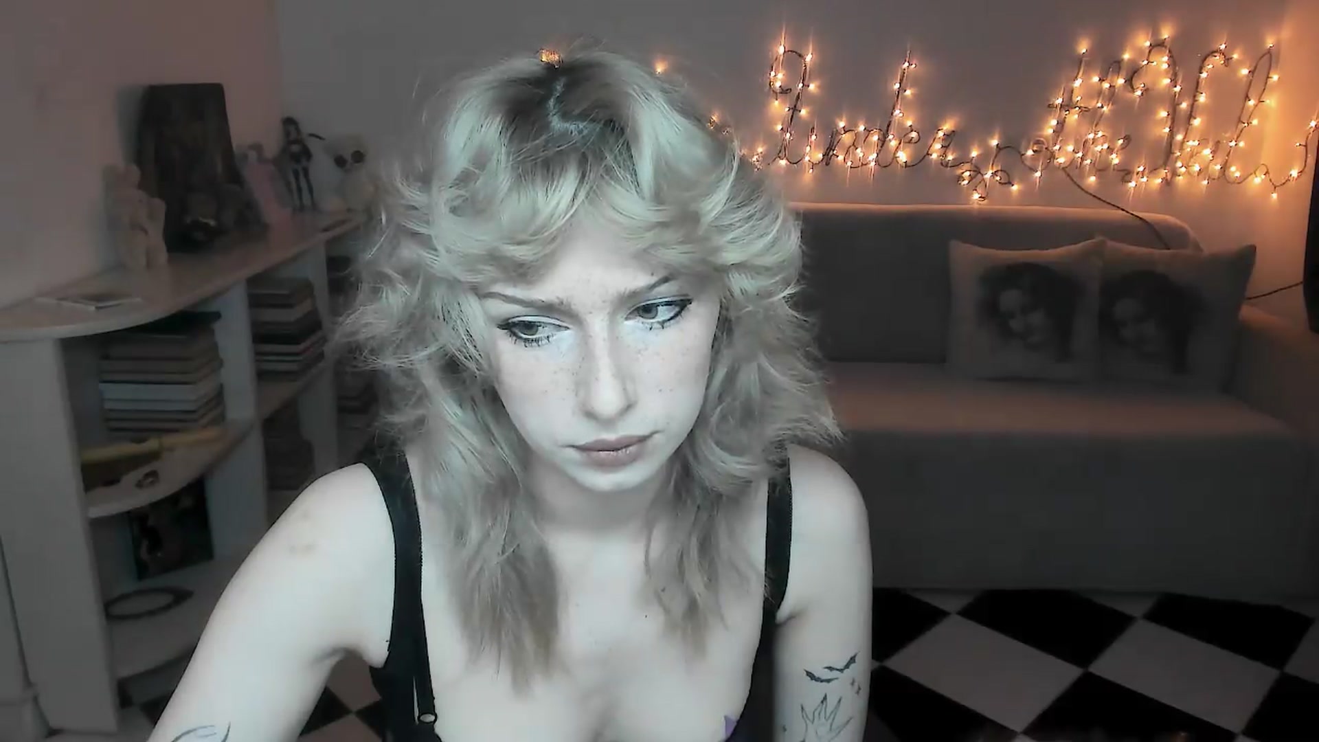 Gallery image thumbnail from bad_marg's myfreecams stream on, 08/21/2026, 16:40 image 4 of 20