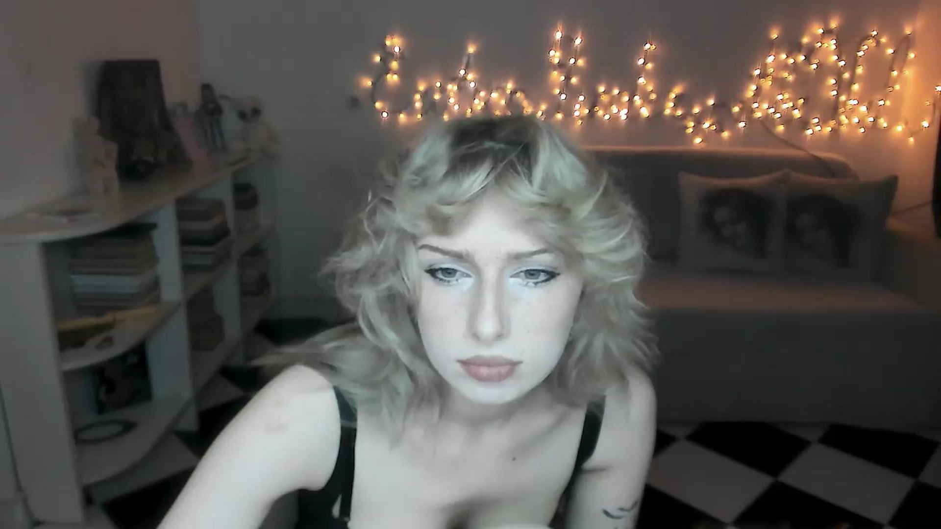 Gallery image thumbnail from bad_marg's myfreecams stream on, 08/21/2026, 16:40 image 10 of 20