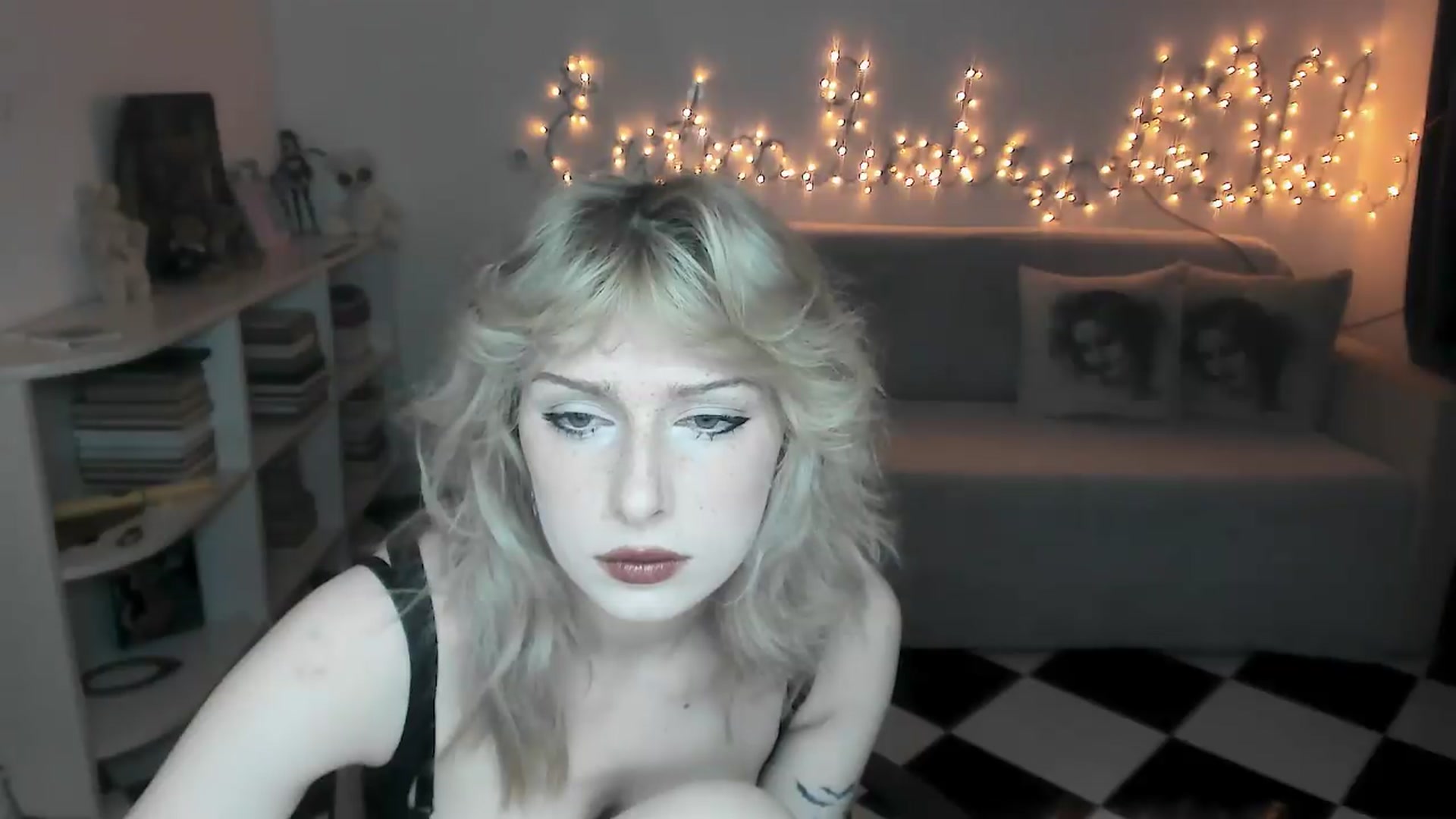 Gallery image thumbnail from bad_marg's myfreecams stream on, 08/21/2026, 18:09 image 2 of 20
