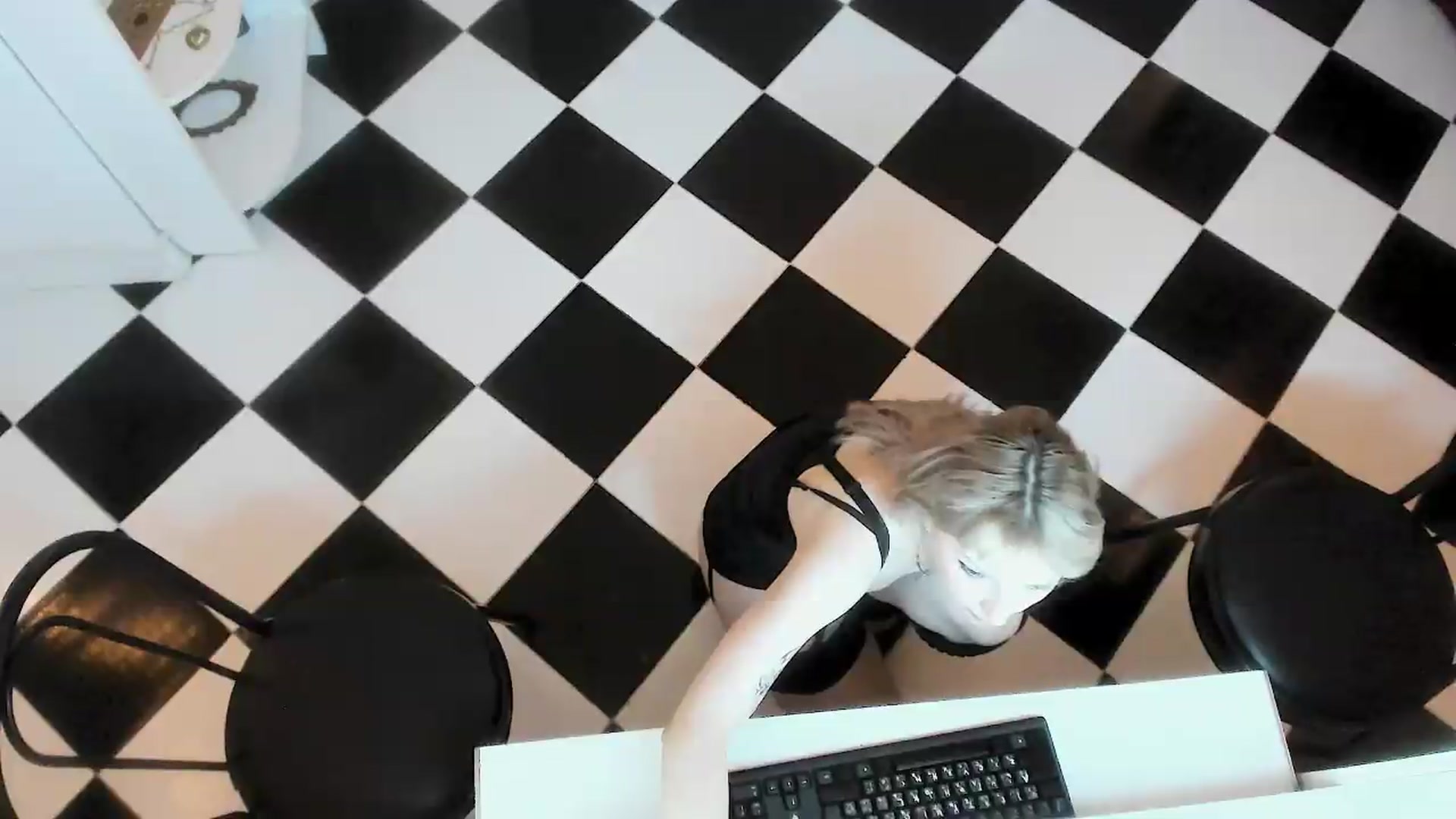 Gallery image thumbnail from bad_marg's myfreecams stream on, 08/29/2026, 15:50 image 17 of 20