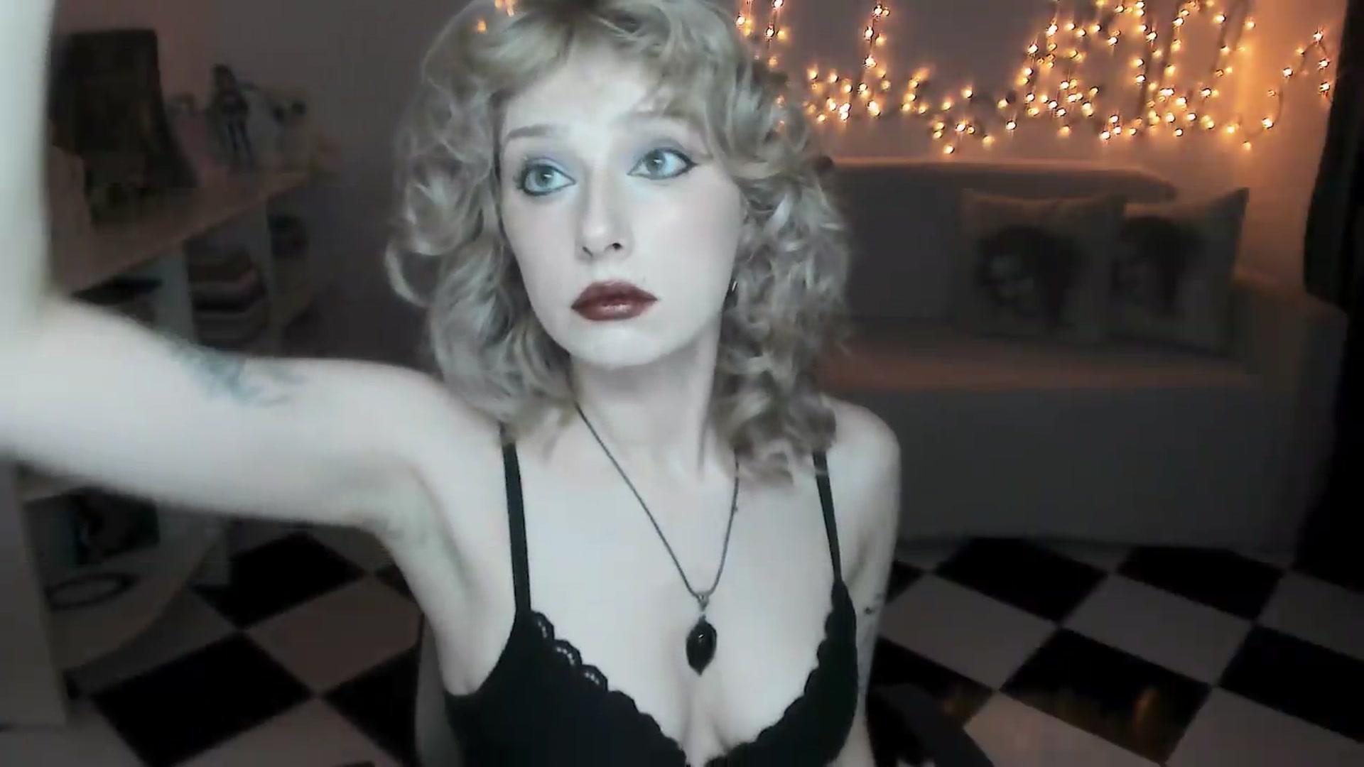 Gallery image thumbnail from bad_marg's myfreecams stream on, 08/31/2026, 14:41 image 6 of 20