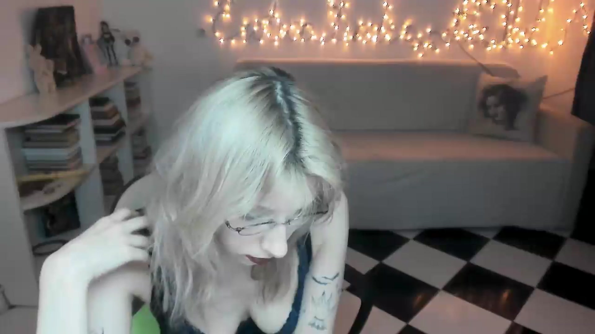 Gallery image thumbnail from bad_marg's myfreecams stream on, 09/05/2026, 17:56 image 20 of 20