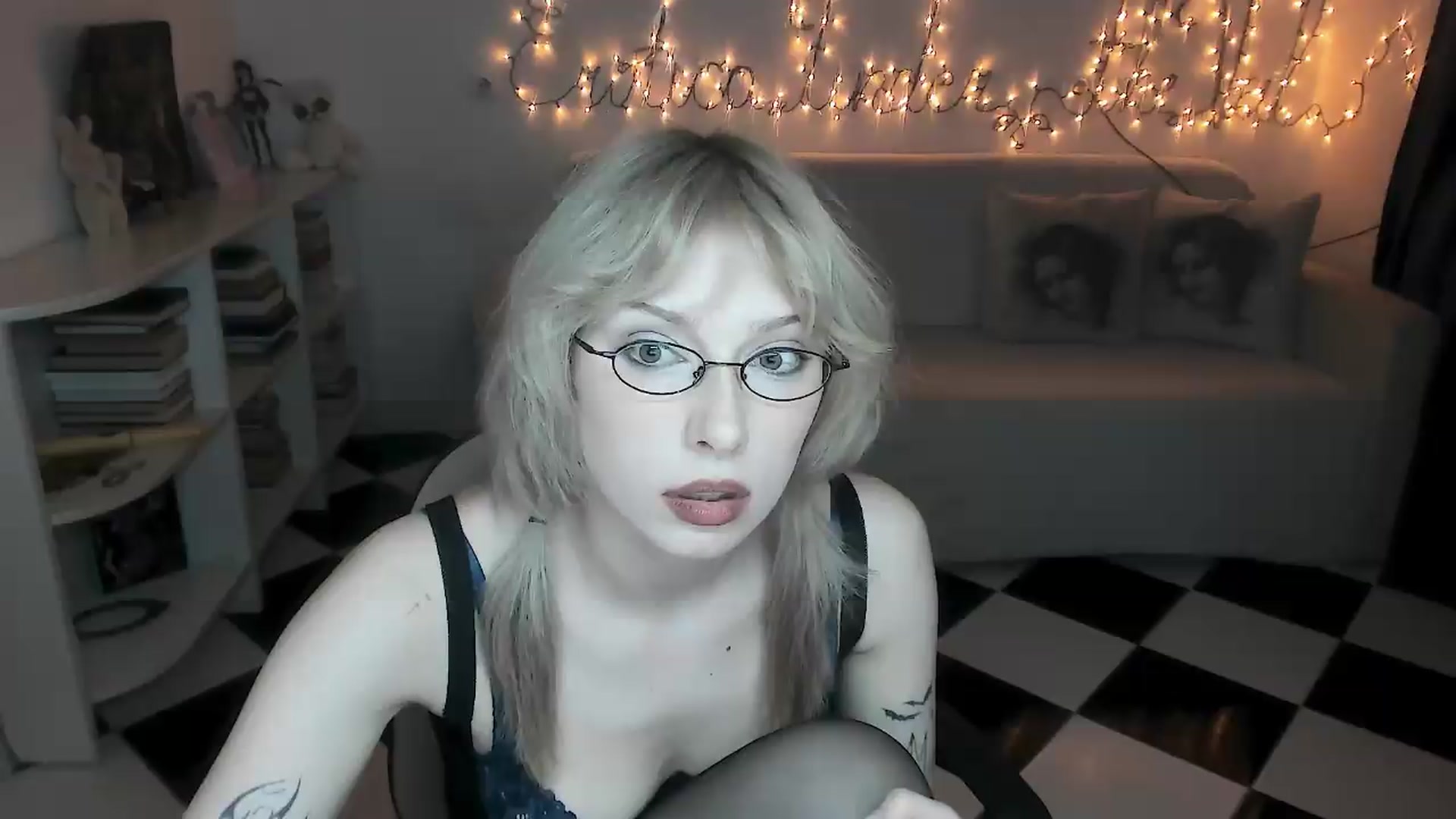 Gallery image thumbnail from bad_marg's myfreecams stream on, 09/05/2026, 17:56 image 1 of 20