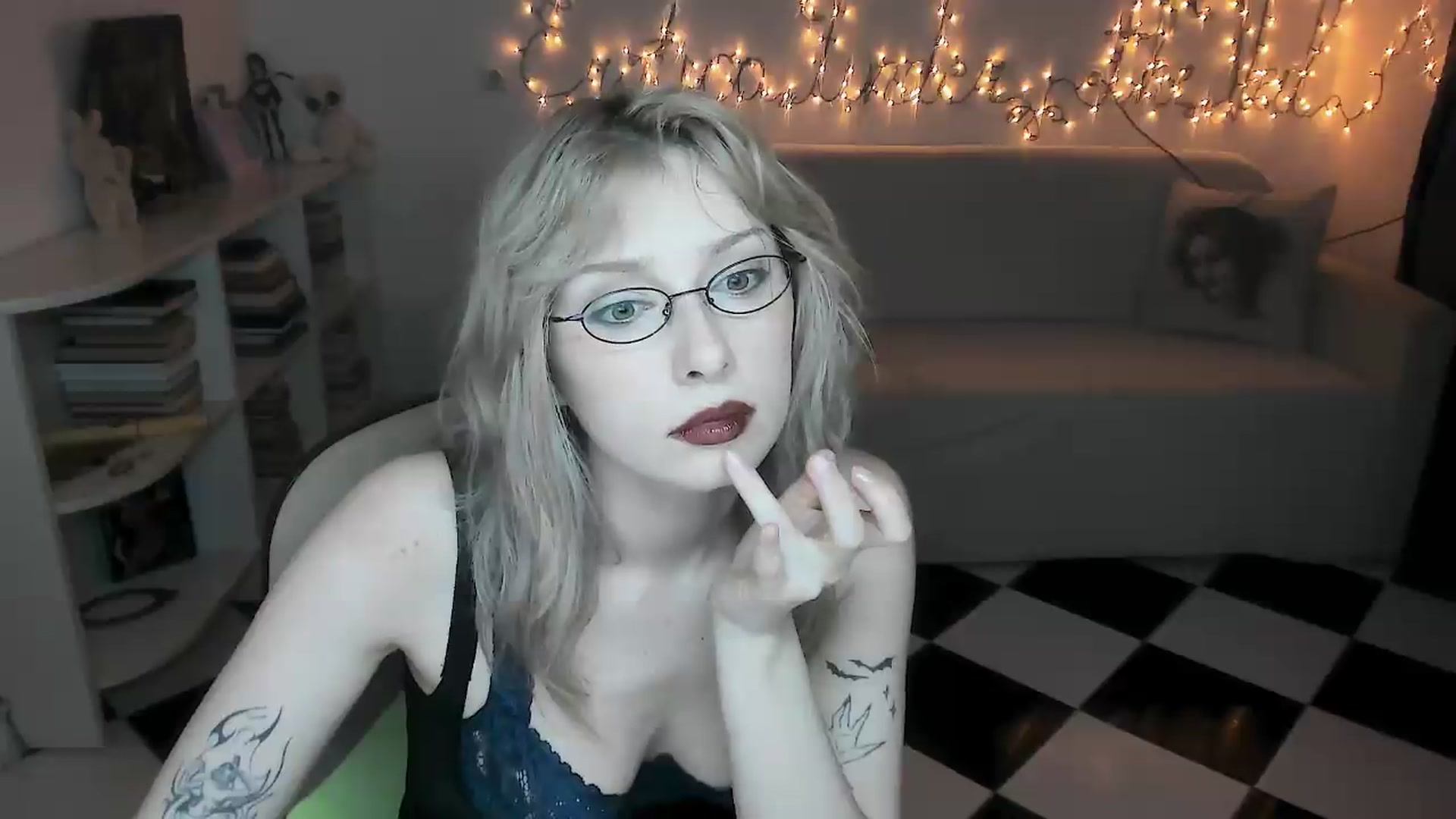 Gallery image thumbnail from bad_marg's myfreecams stream on, 09/05/2026, 17:56 image 18 of 20