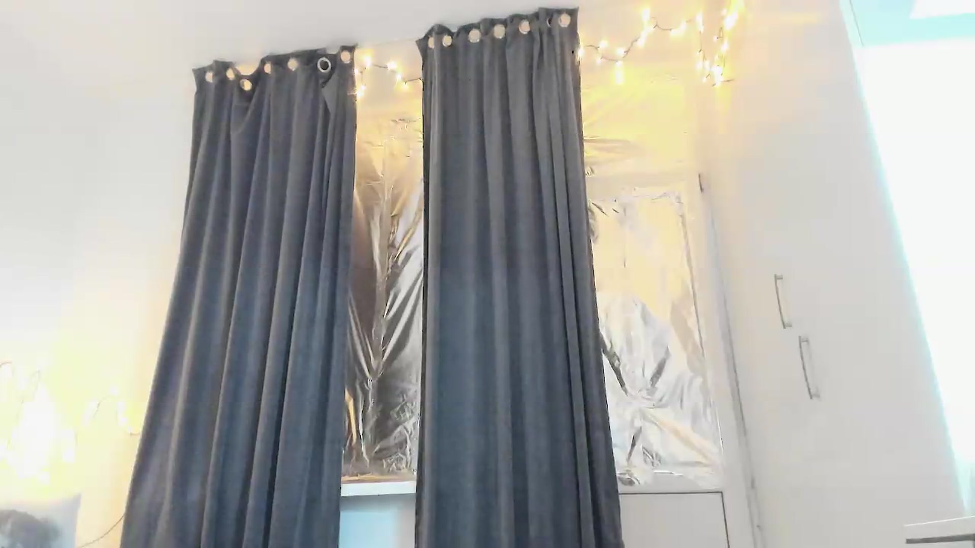 Gallery image thumbnail from bad_marg's myfreecams stream on, 09/12/2026, 13:27 image 15 of 20
