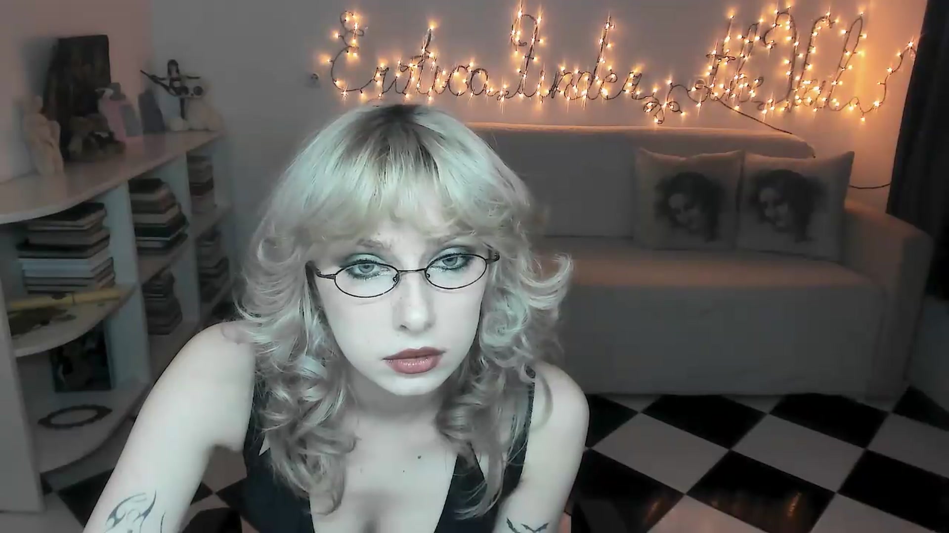 Gallery image thumbnail from bad_marg's myfreecams stream on, 09/14/2026, 16:39 image 12 of 20