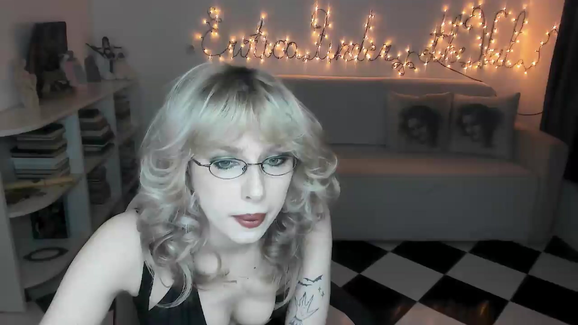 Gallery image thumbnail from bad_marg's myfreecams stream on, 09/14/2026, 16:39 image 2 of 20