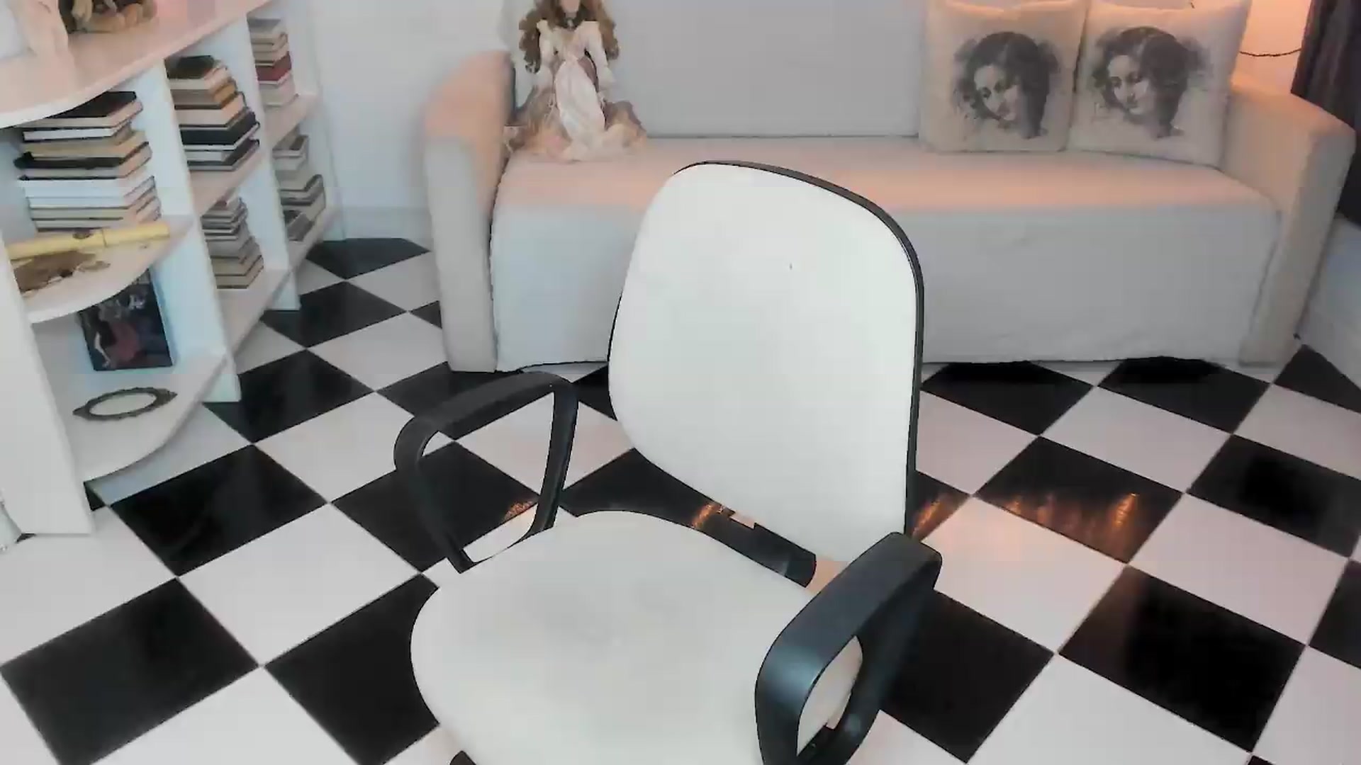 Gallery image thumbnail from bad_marg's myfreecams stream on, 09/14/2026, 17:47 image 19 of 20