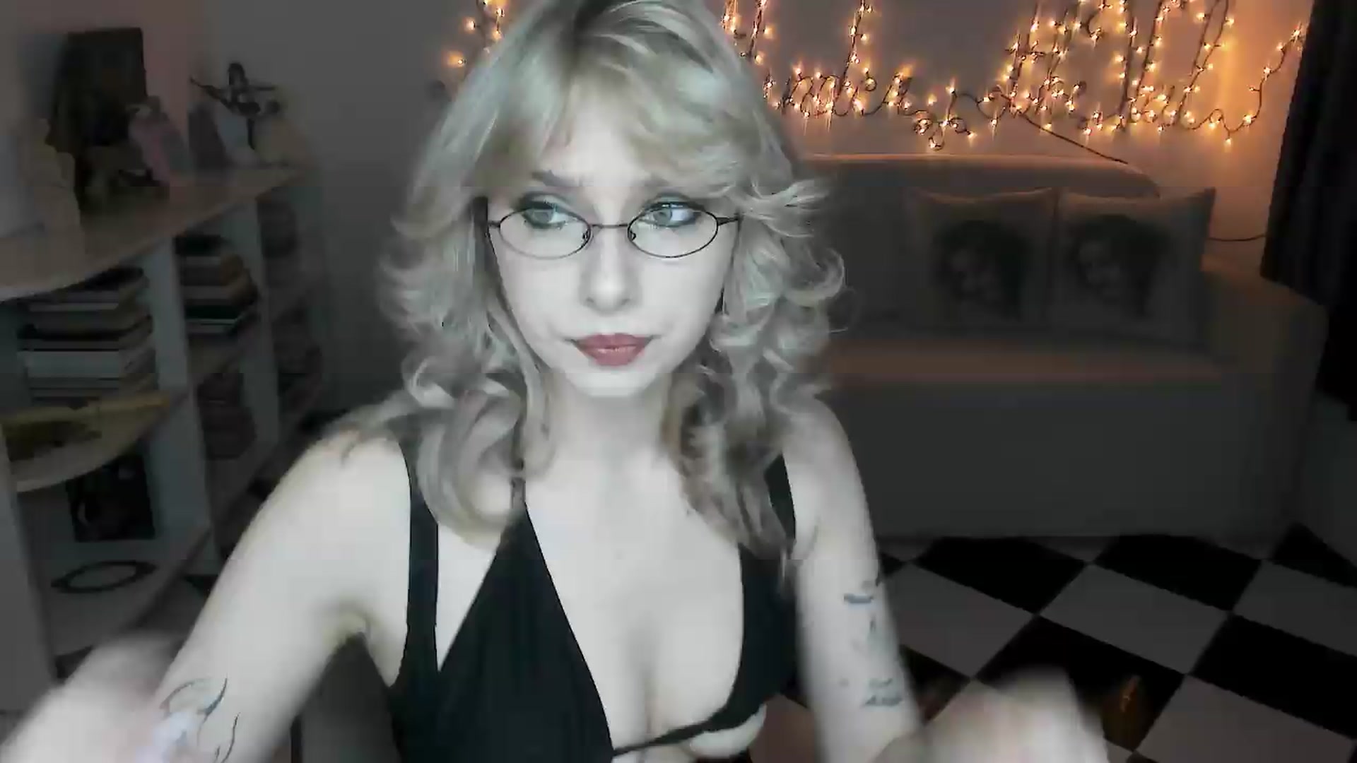 Gallery image thumbnail from bad_marg's myfreecams stream on, 09/14/2026, 17:47 image 1 of 20