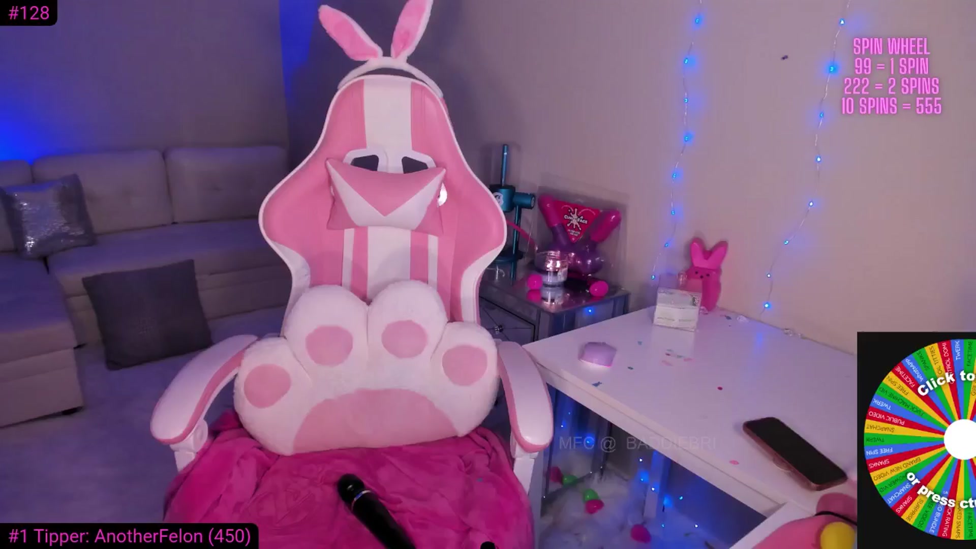 Gallery image thumbnail from baddiebri's myfreecams stream on, 04/18/2025, 07:42 image 18 of 20
