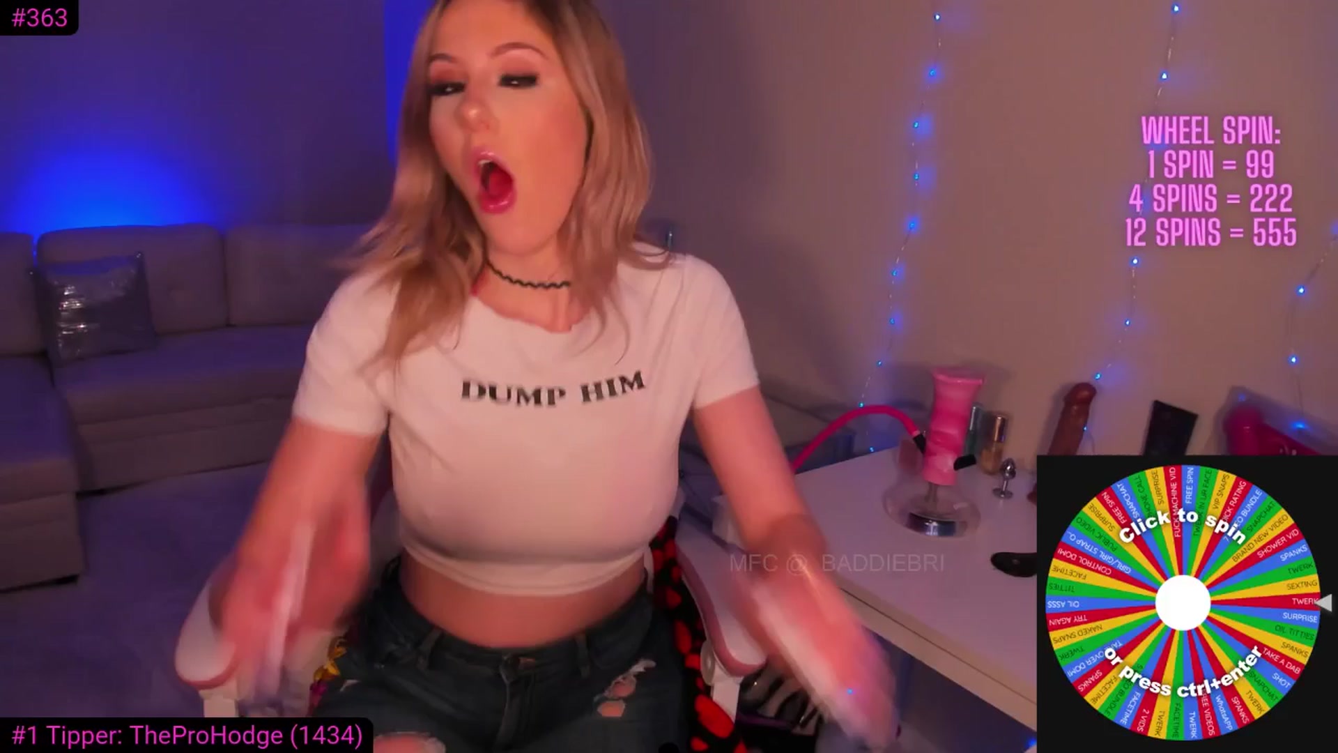 Gallery image thumbnail from baddiebri's myfreecams stream on, 05/19/2025, 09:42 image 2 of 20