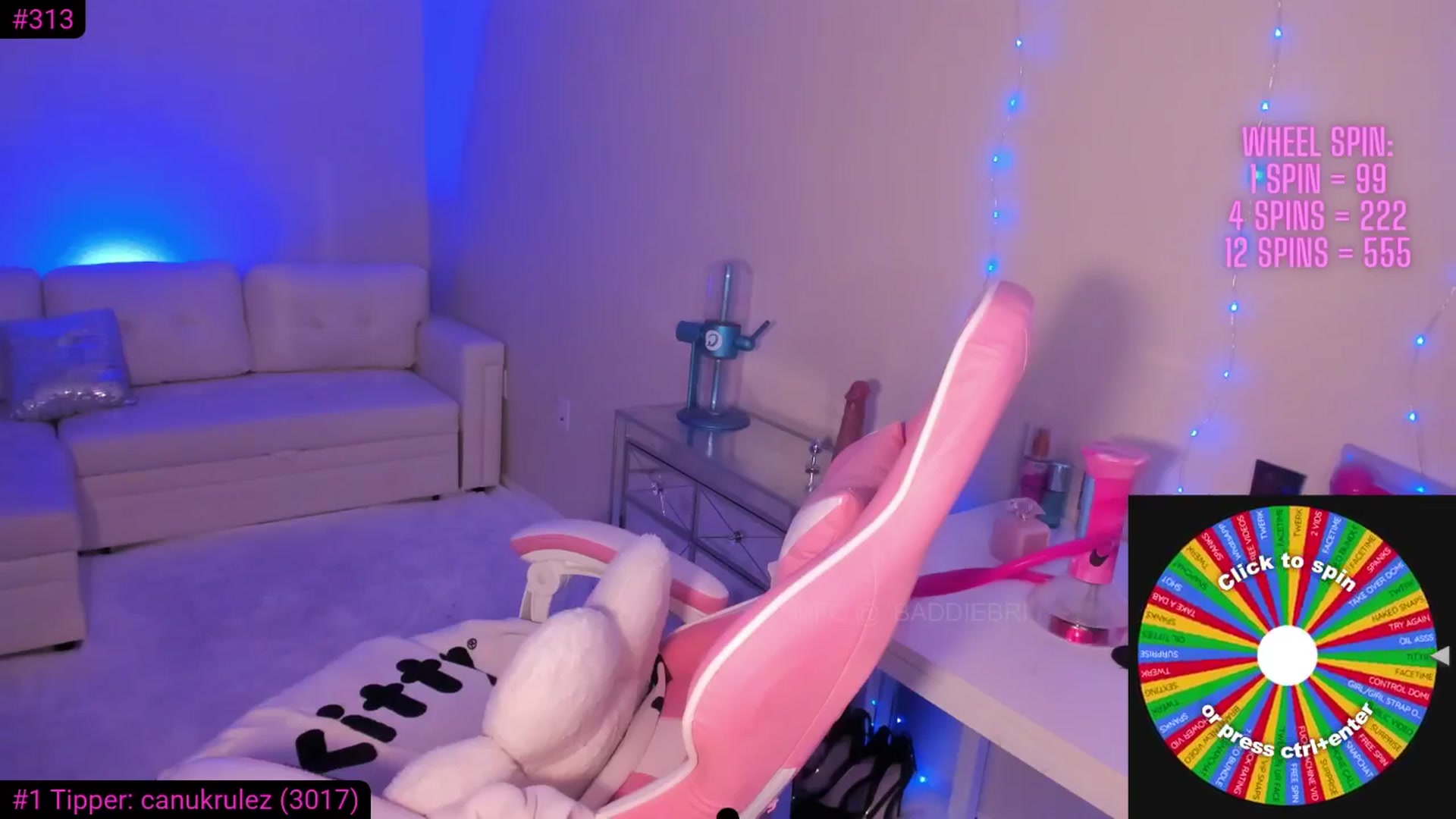 Gallery image thumbnail from baddiebri's myfreecams stream on, 05/20/2025, 10:13 image 13 of 20